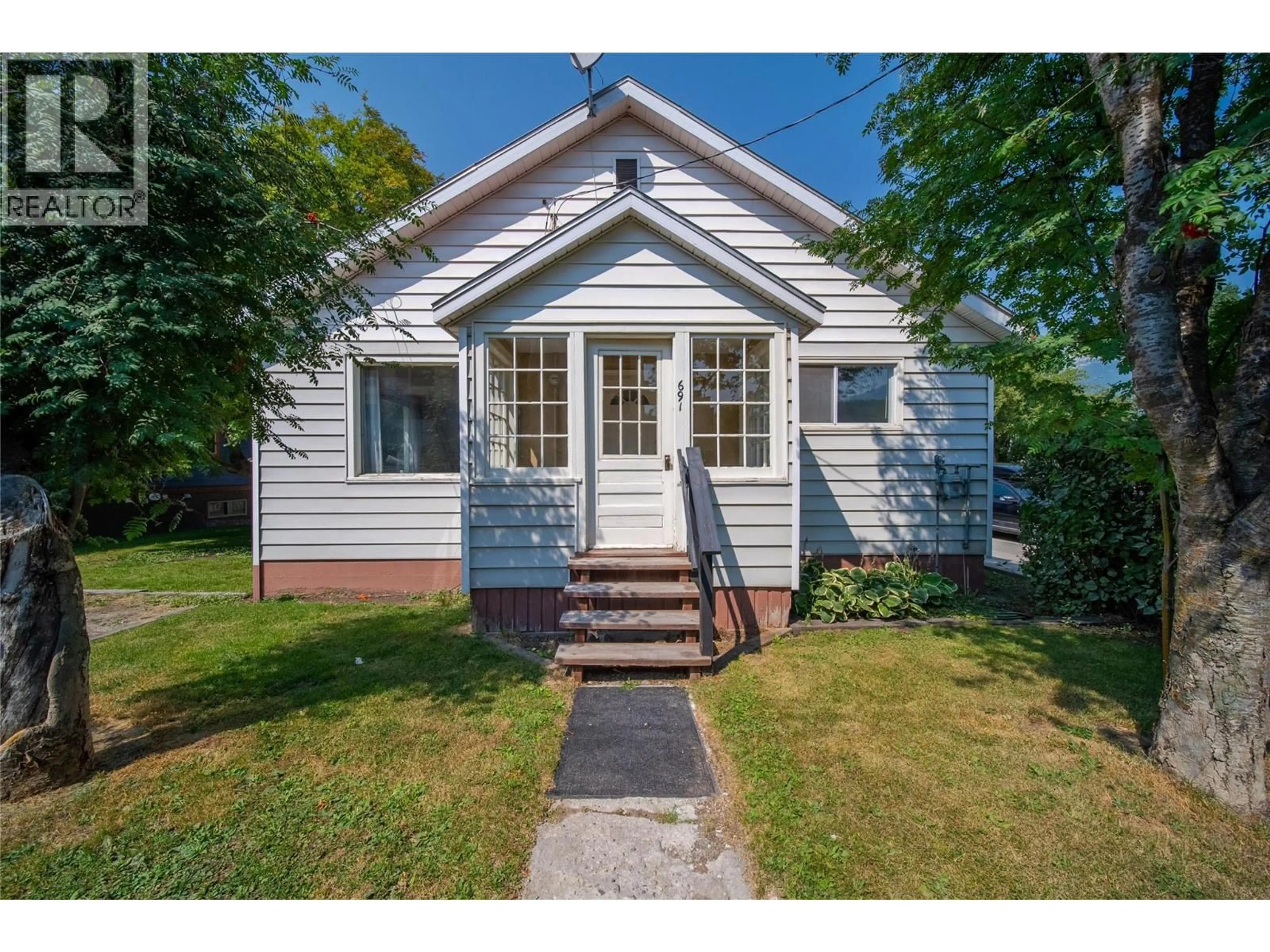 Unknown for 691 3RD AVENUE, Fernie British Columbia V0B1M0