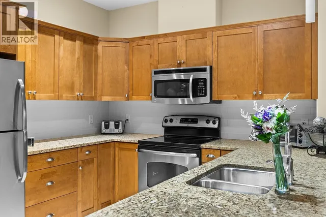 3307 - 1990 UPPER SUNDANCE DRIVE, West Kelowna 2