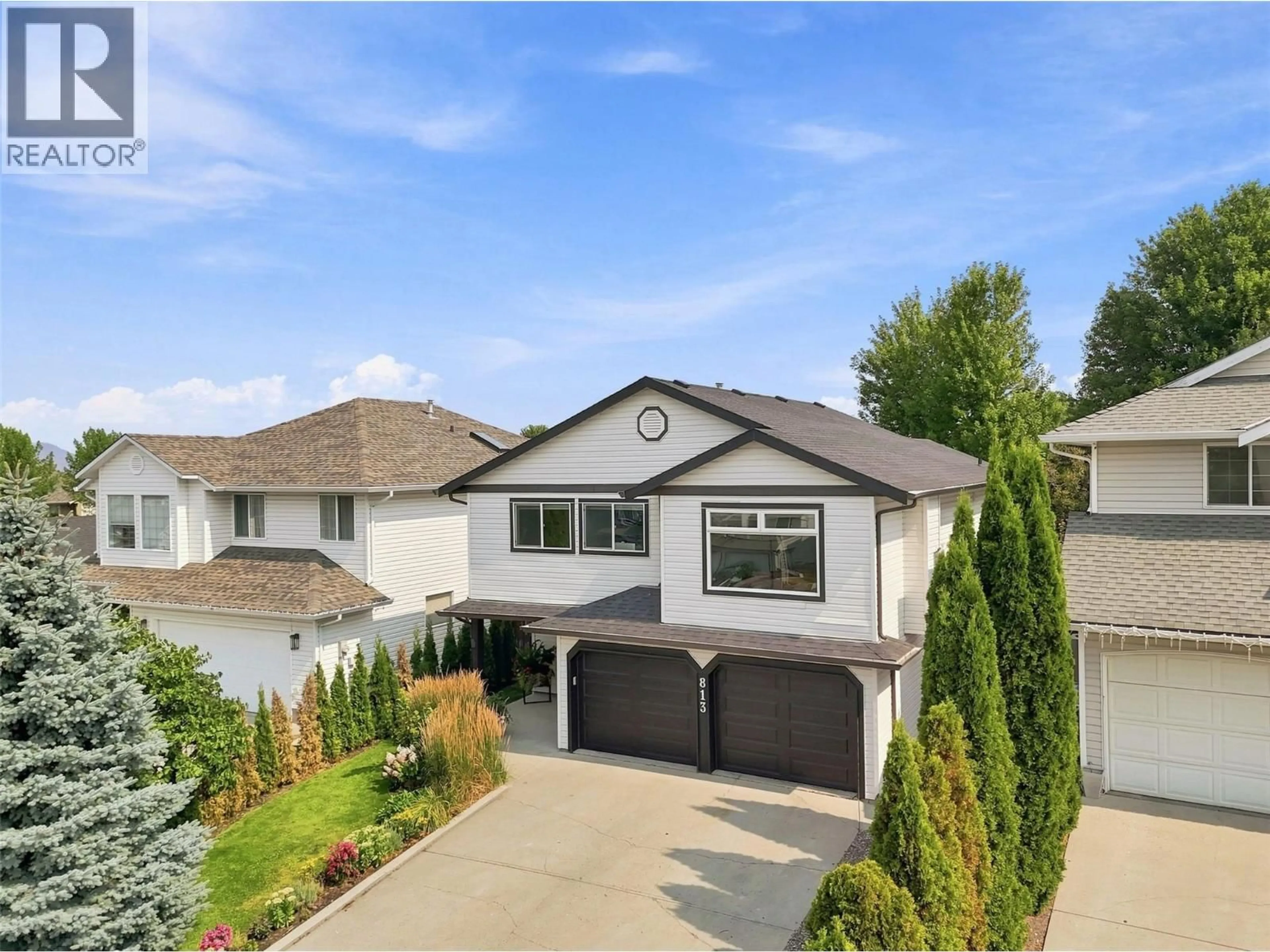 Home with vinyl exterior material, street for 813 REGENT CRESCENT, Kamloops British Columbia V1S1X1
