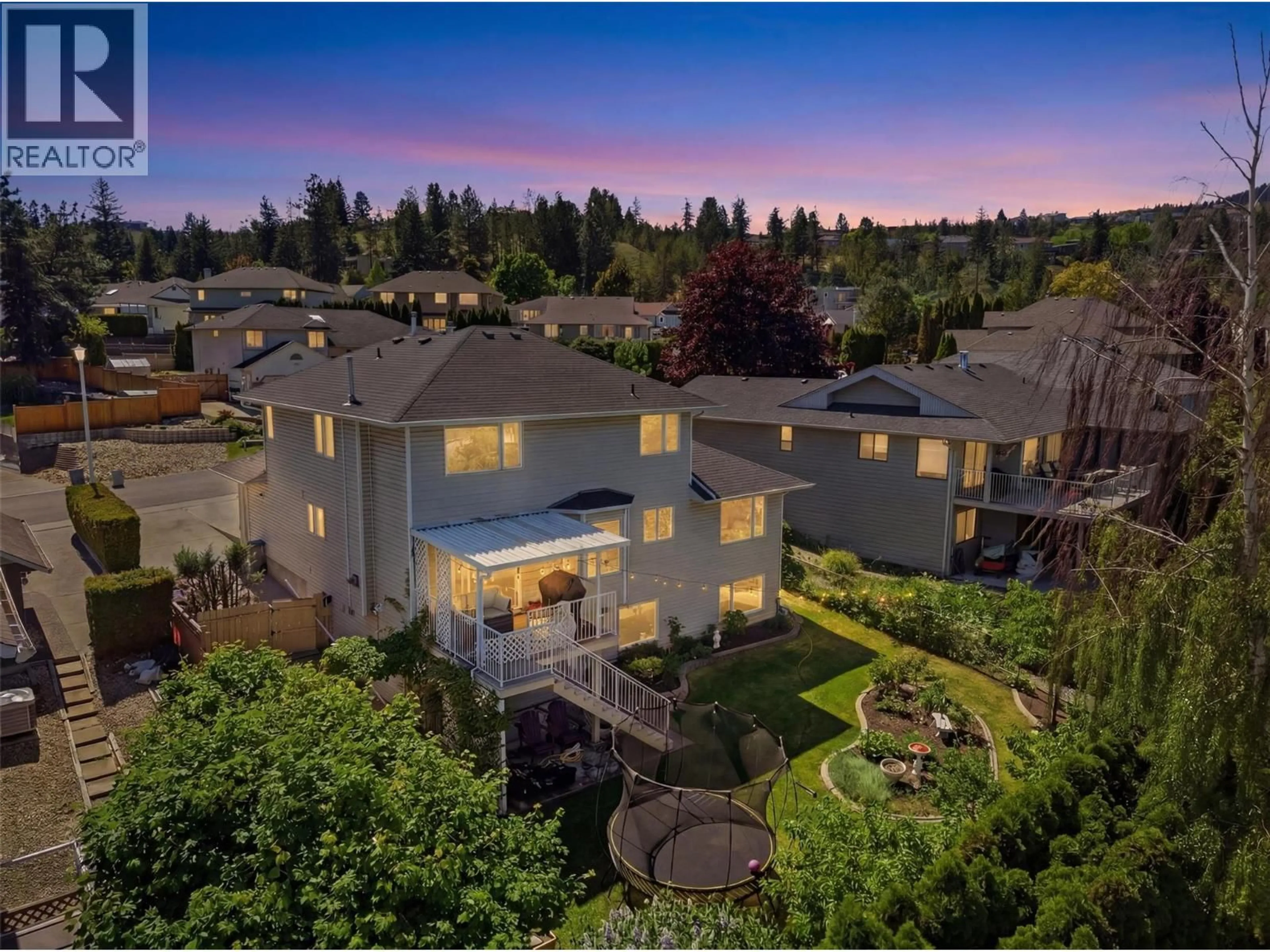 A pic from outside/outdoor area/front of a property/back of a property/a pic from drone, unknown for 1954 STIRLING DRIVE, Kamloops British Columbia V1S1P9
