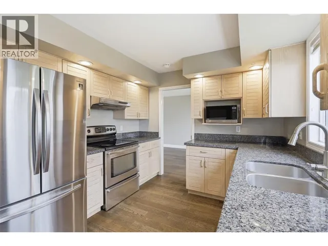 1954 STIRLING DRIVE, Kamloops 3