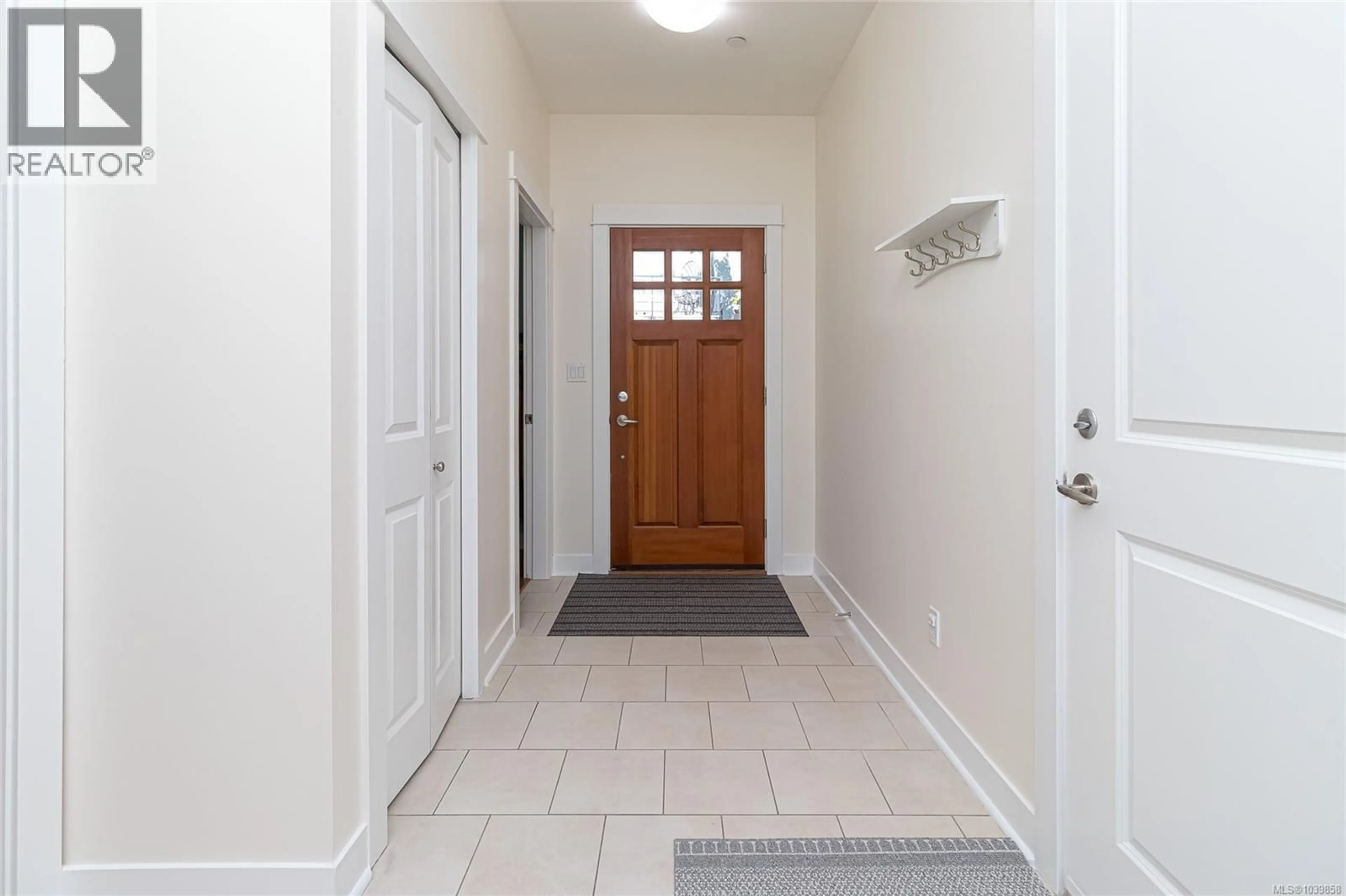 Indoor entryway for 22 - 2319 CHILCO ROAD, View Royal British Columbia V9B0L8