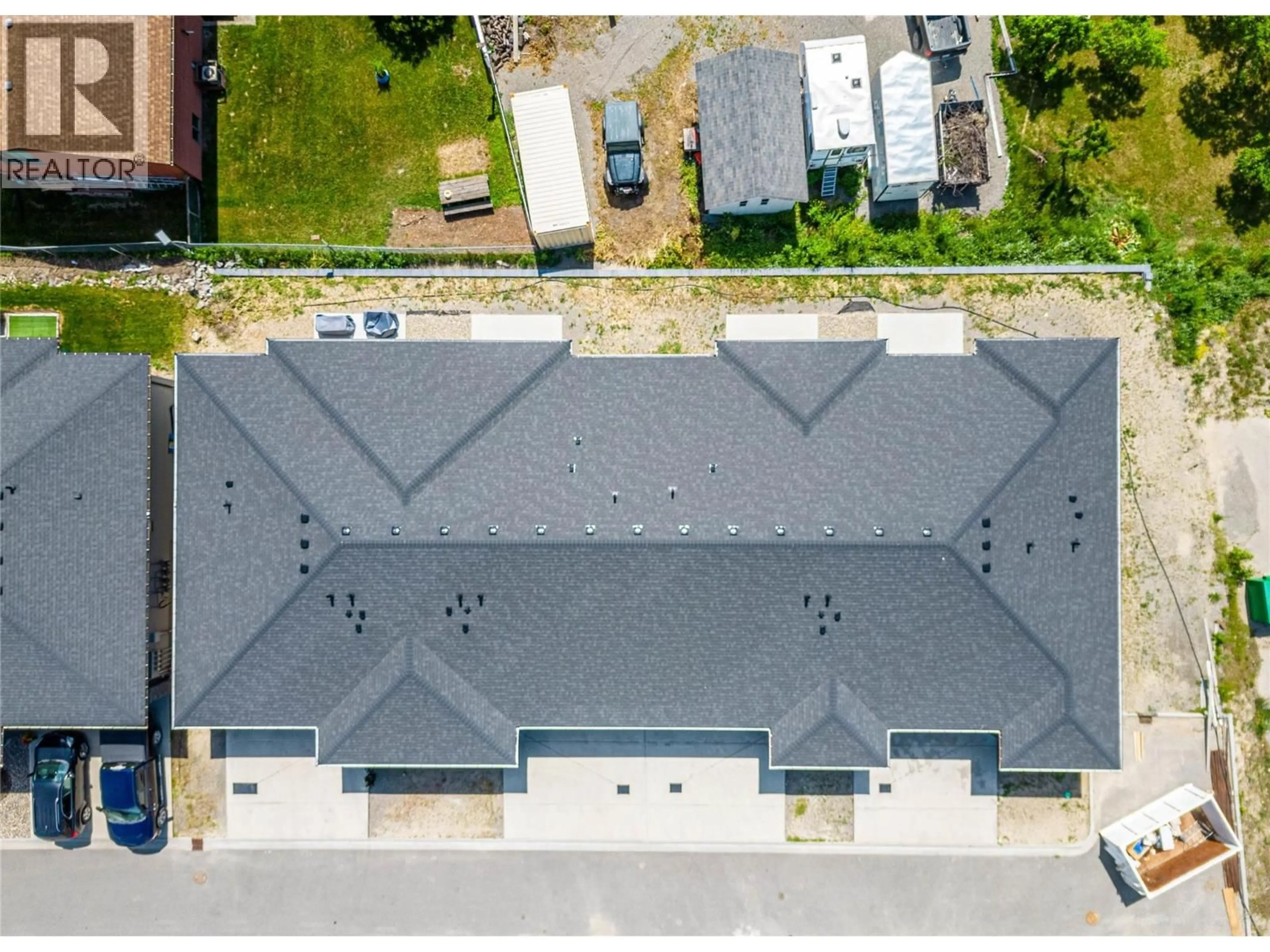 A pic from outside/outdoor area/front of a property/back of a property/a pic from drone, building for 13 - 220 SHEPHERD ROAD, Chase British Columbia V0E1M1