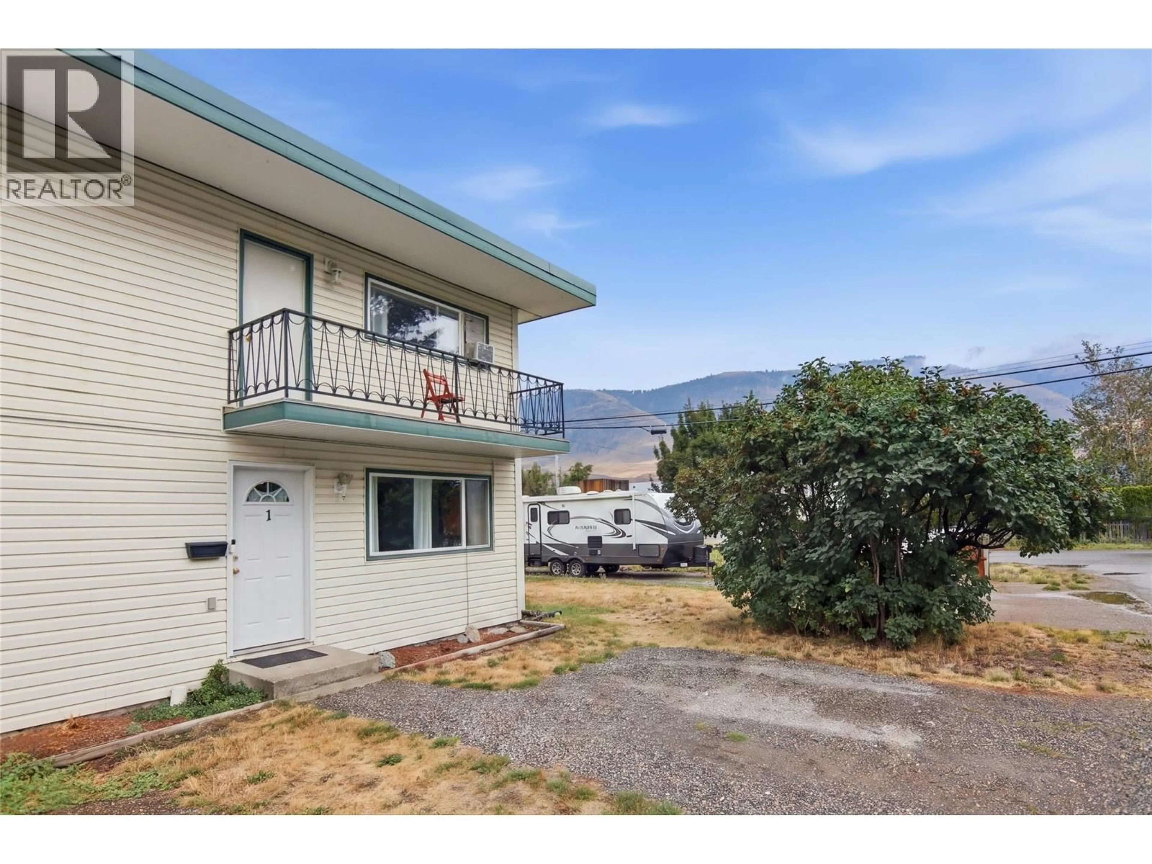 Unknown for 1 - 2505 SUNSET DRIVE, Kamloops British Columbia V2C4K1
