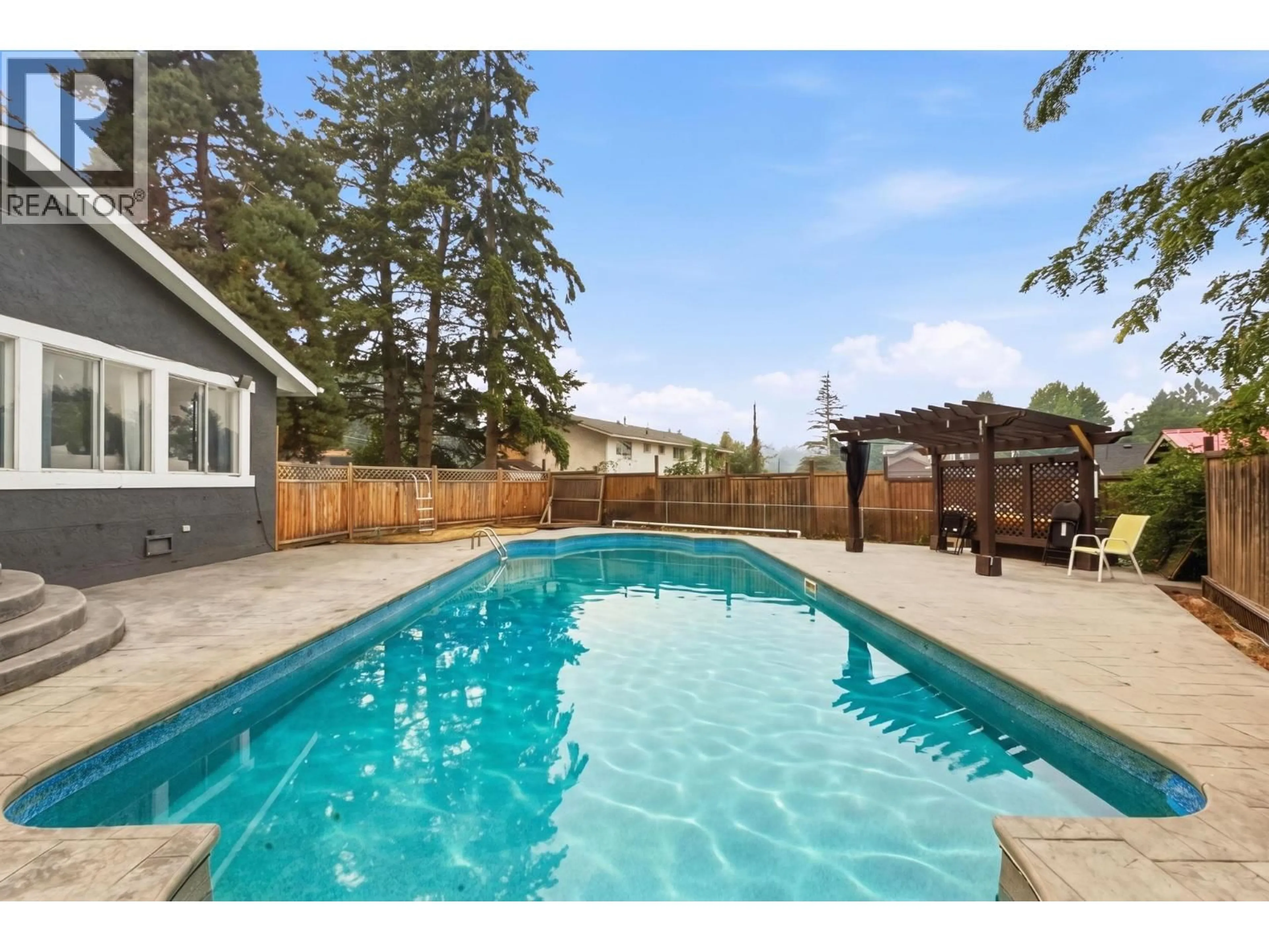 Pool for 694 MCCLURE ROAD, Kelowna British Columbia V1W1M1