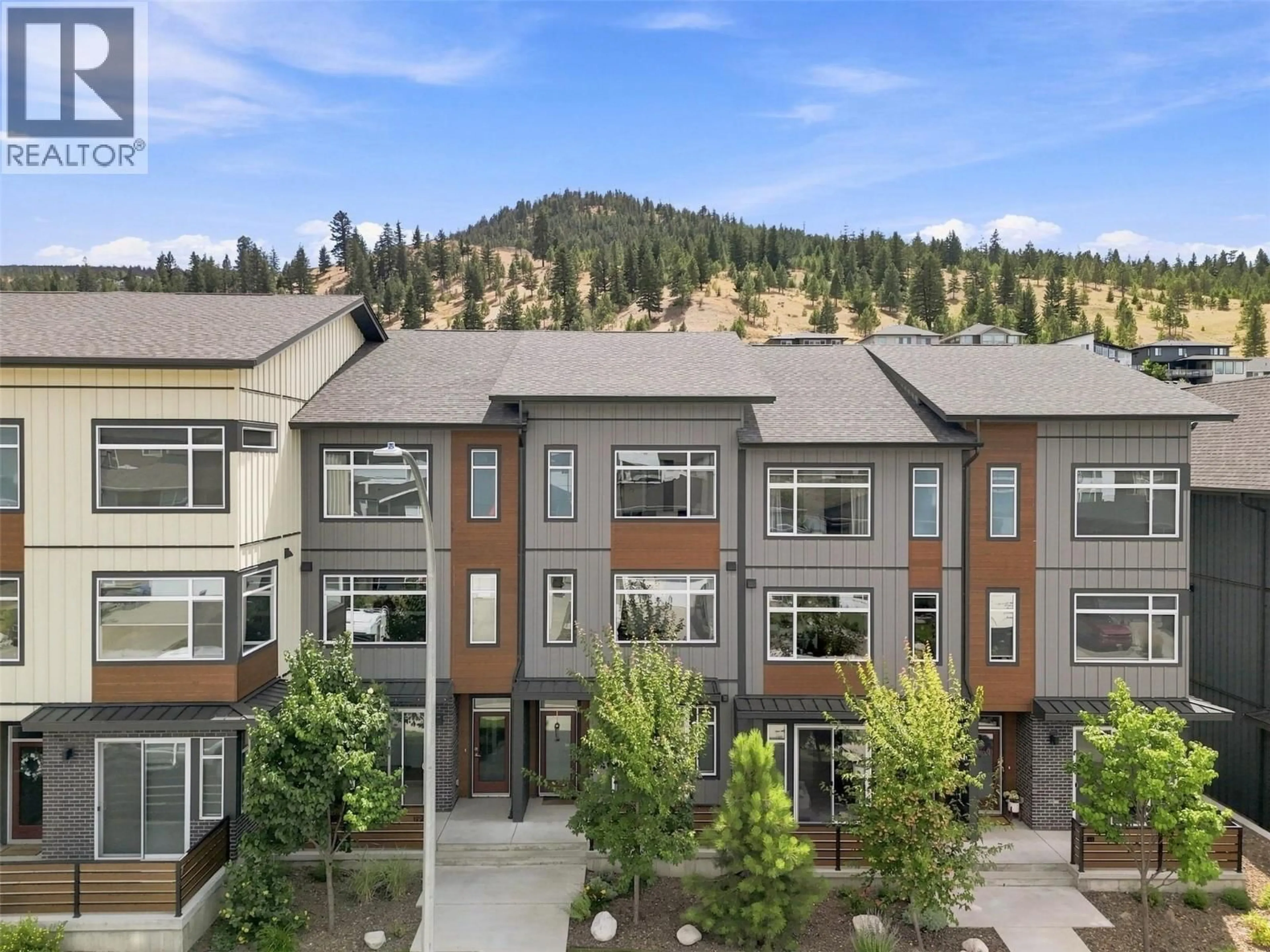 A pic from outside/outdoor area/front of a property/back of a property/a pic from drone, mountain view for 121 - 1901 QU'APPELLE BOULEVARD, Kamloops British Columbia V2E0C9
