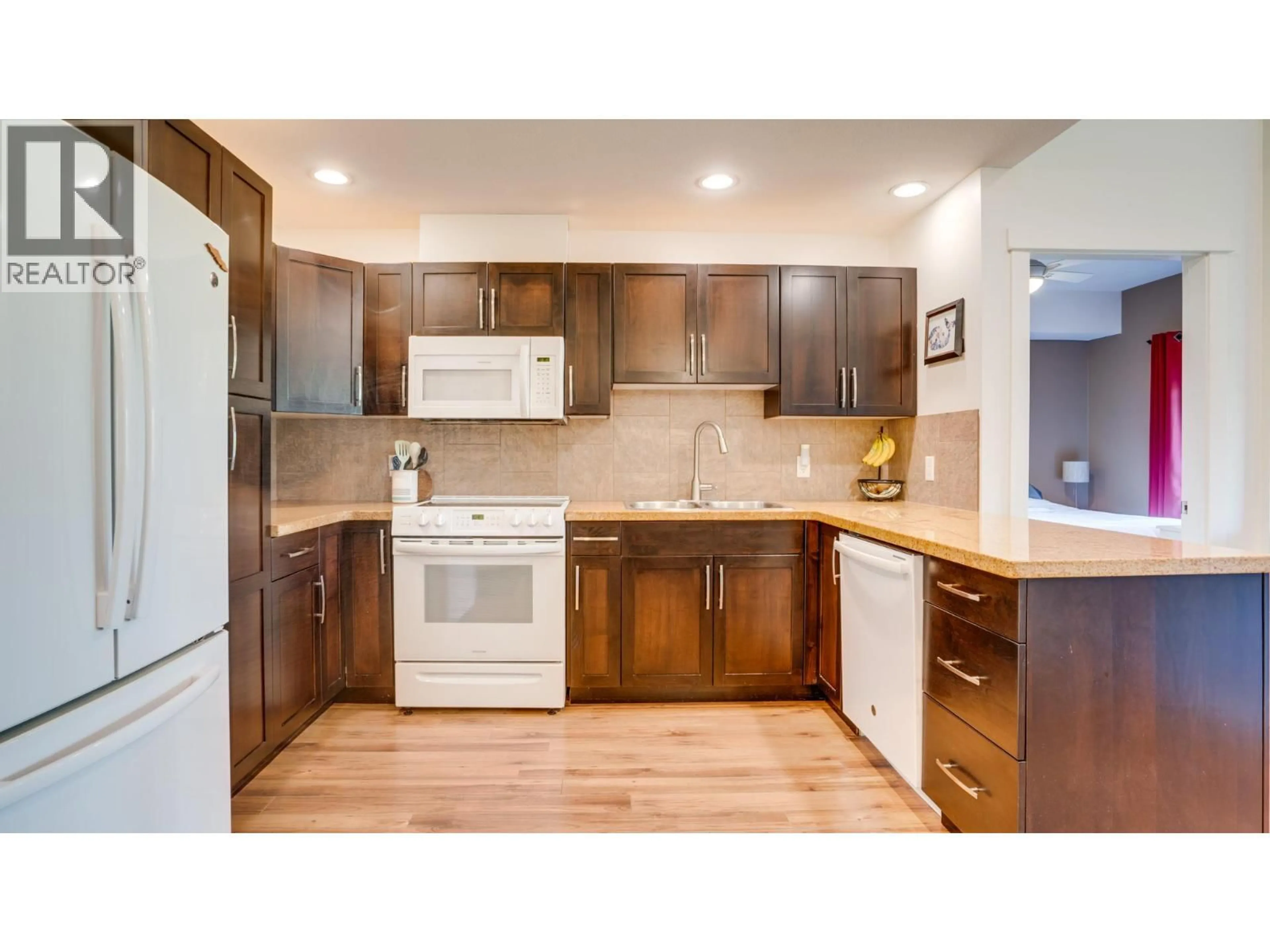 Standard kitchen, wood/laminate floor for 28 - 3211 CENTENNIAL DRIVE, Vernon British Columbia V1T2T8