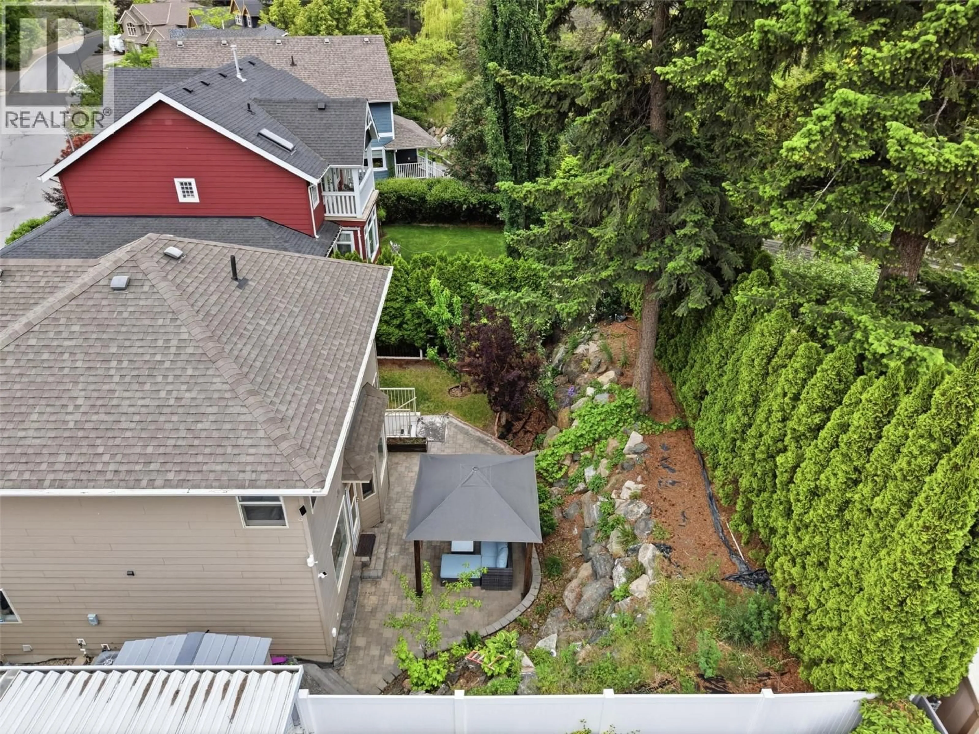 A pic from outside/outdoor area/front of a property/back of a property/a pic from drone, unknown for 444 AZURE PLACE, Kamloops British Columbia V2E2R2