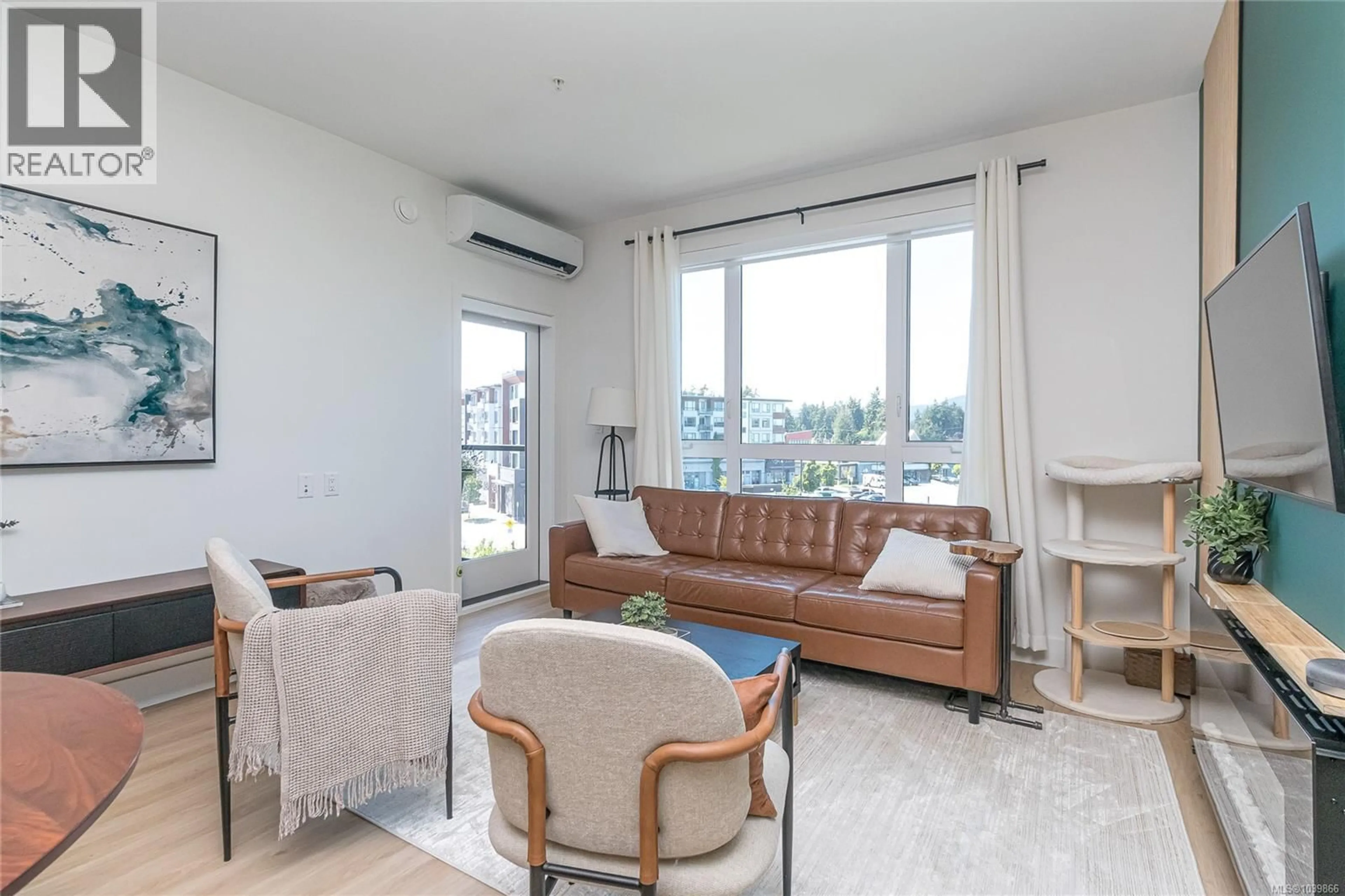 Living room with furniture, unknown for 440 - 920 REUNION AVENUE, Langford British Columbia V9B0W8