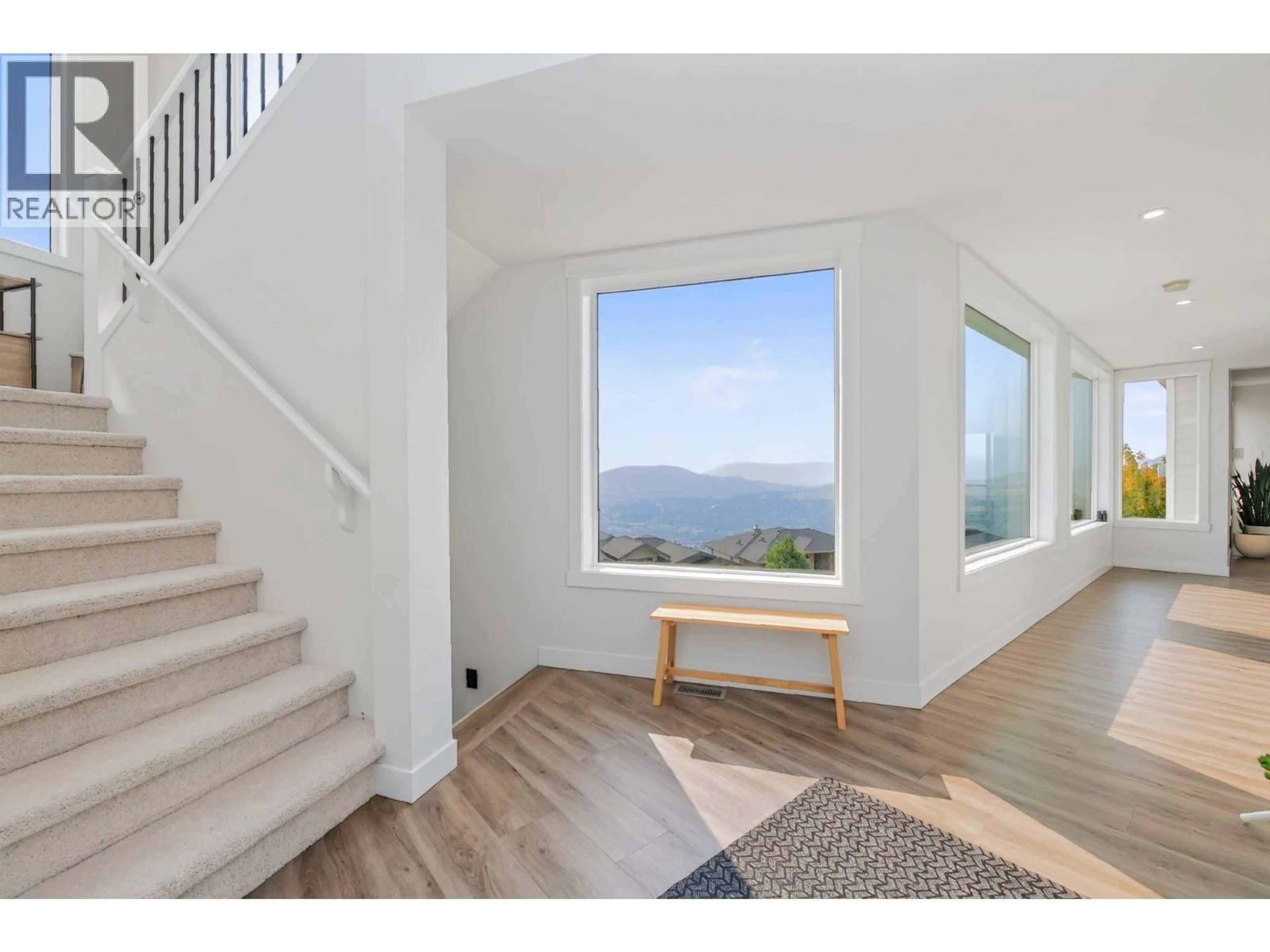 Indoor entryway for 5120 TURTLE POND COURT, Vernon British Columbia V1T2T9