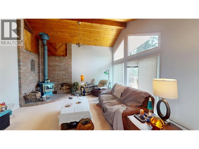 1270 FOX TREE ROAD, Lister 5