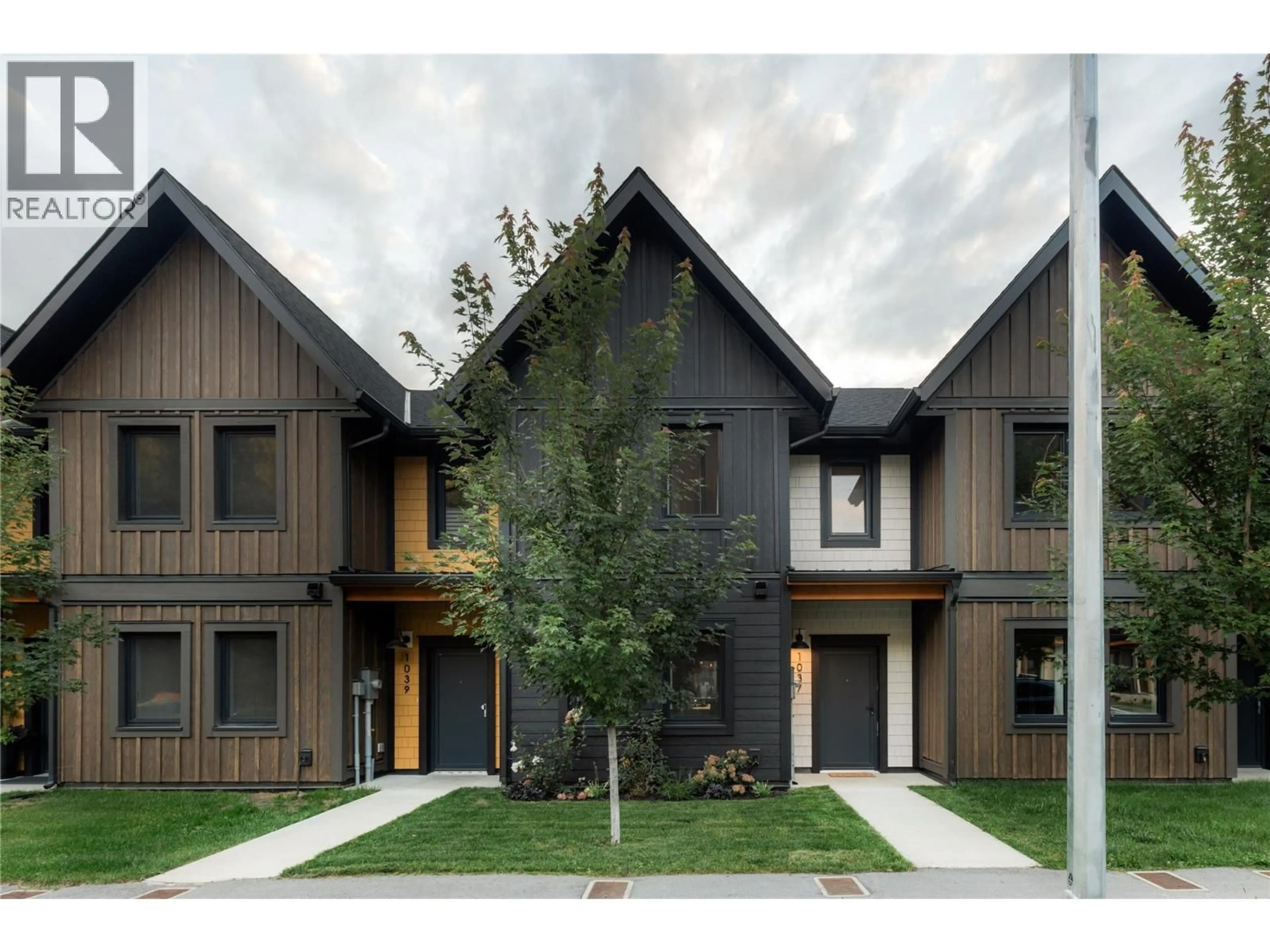 Home with brick exterior material, street for 1037 KEYSTONE CRESCENT, Revelstoke British Columbia V0E2S1