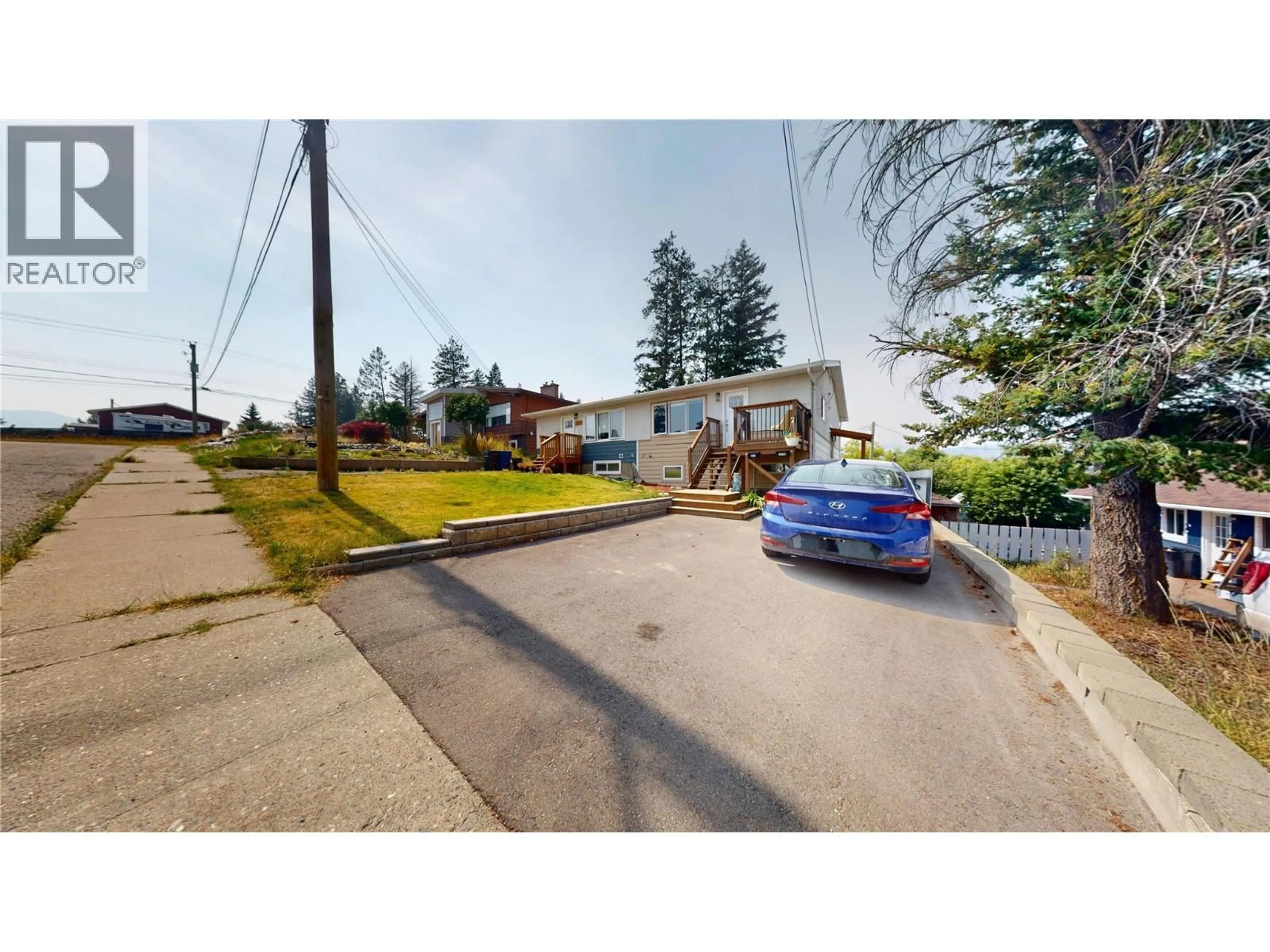 A pic from outside/outdoor area/front of a property/back of a property/a pic from drone, street for 227 19TH AVENUE SOUTH, Cranbrook British Columbia V1C3E1