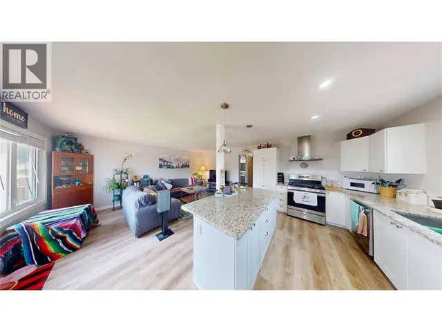227 19TH AVENUE SOUTH, Cranbrook 5