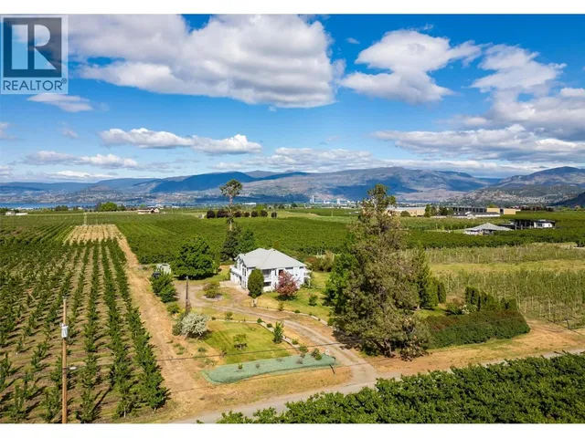 3520 FITZGERALD ROAD, Kelowna 2