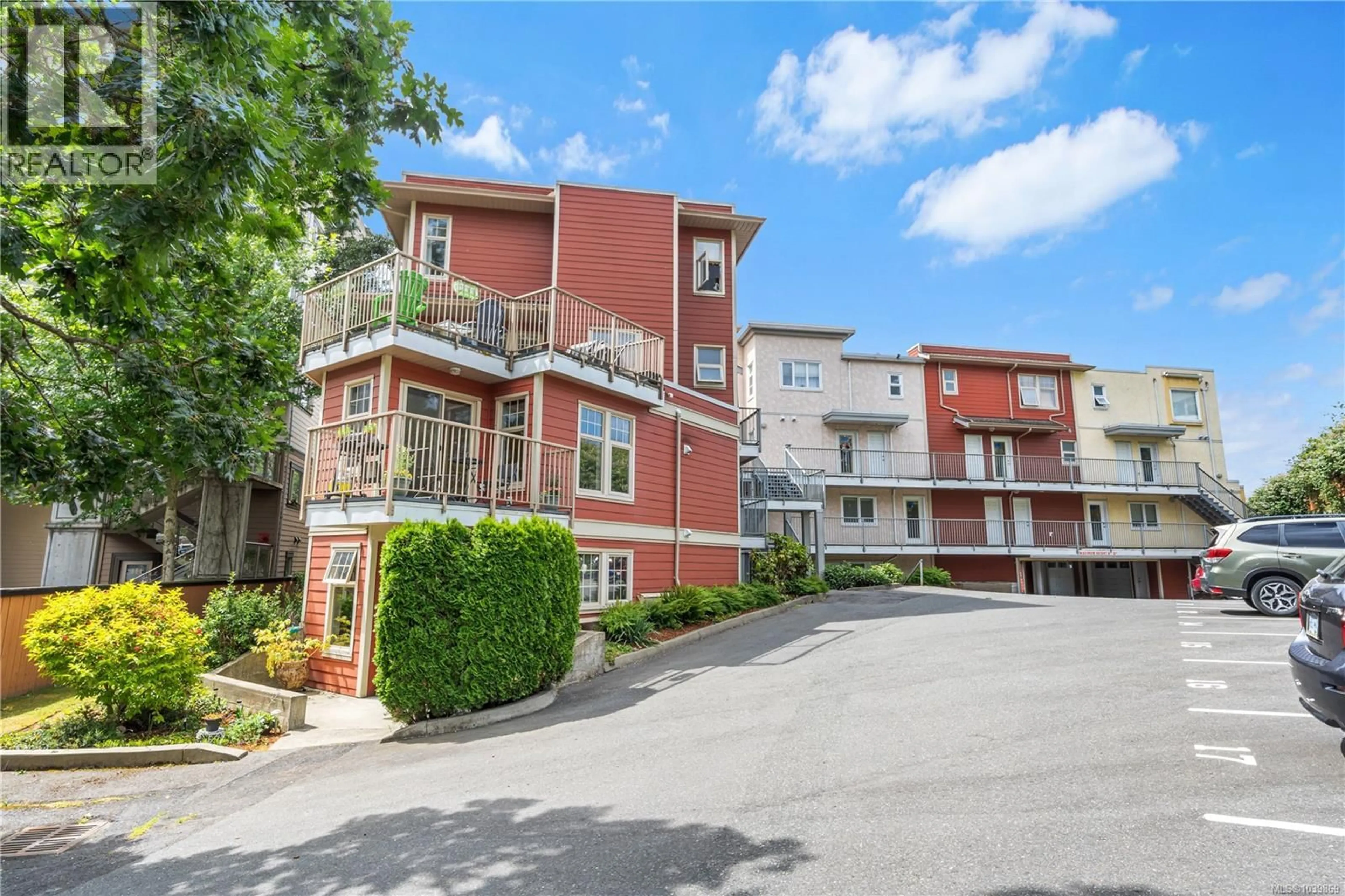 Patio, mountain view for 201 - 908 BROCK AVENUE, Langford British Columbia V9B3C6