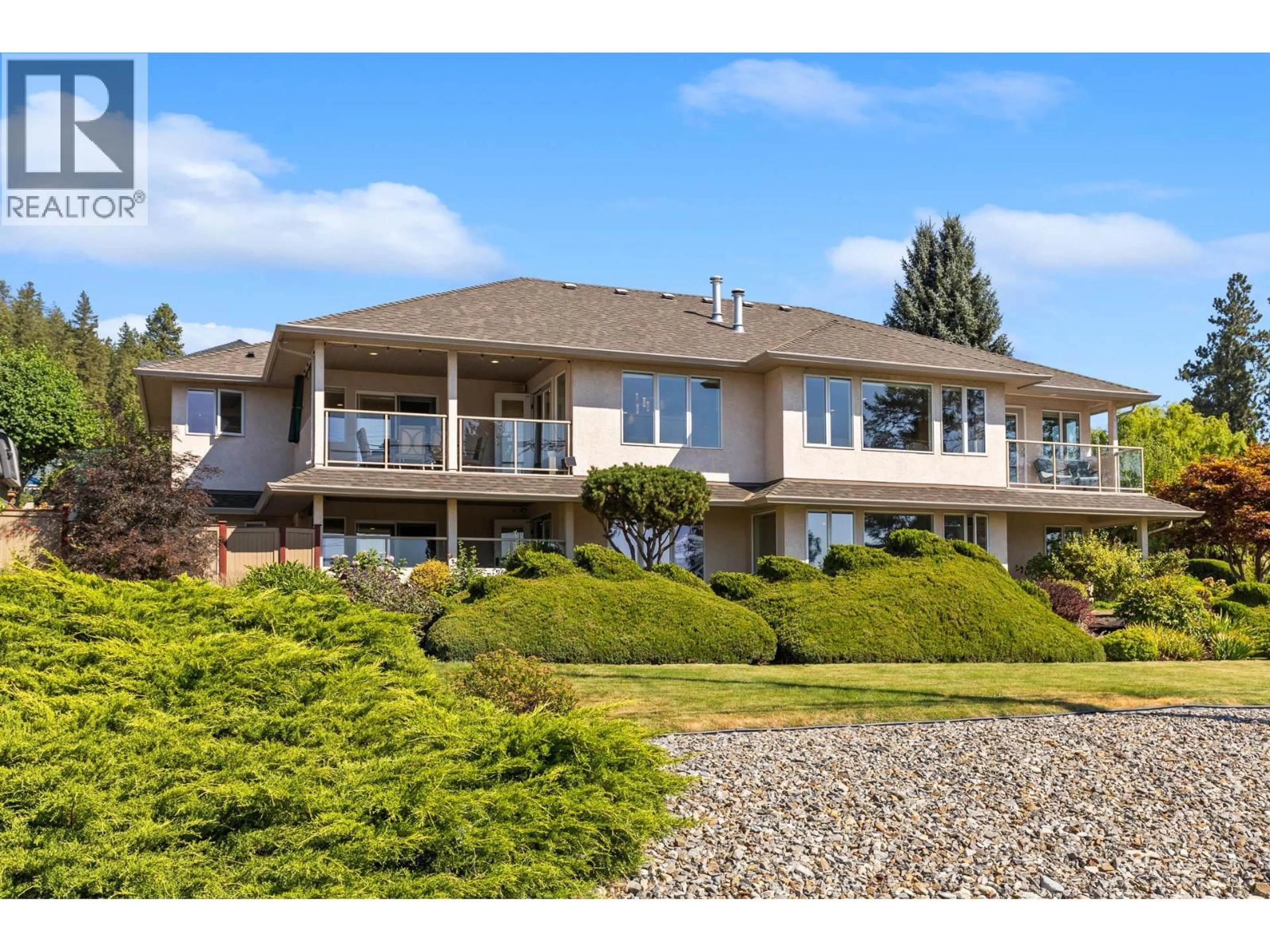Home with vinyl exterior material, water/lake/river/ocean view for 5990 VICTORIA STREET, Peachland British Columbia V0H1X4
