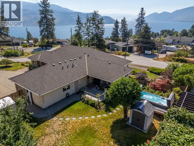 5990 VICTORIA STREET, Peachland 2