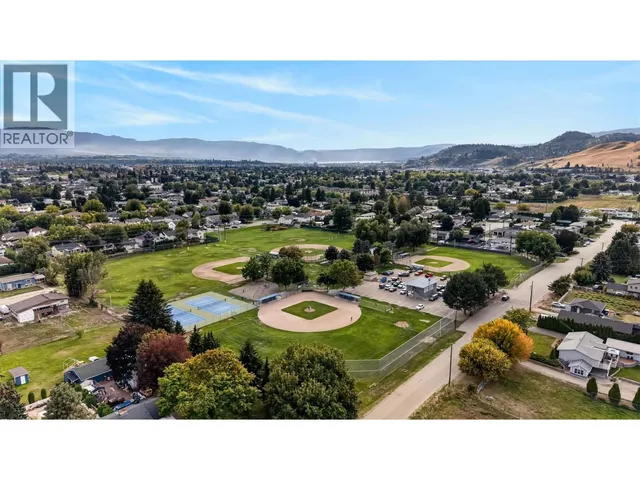 1342 FRIESEN ROAD, Kelowna 2