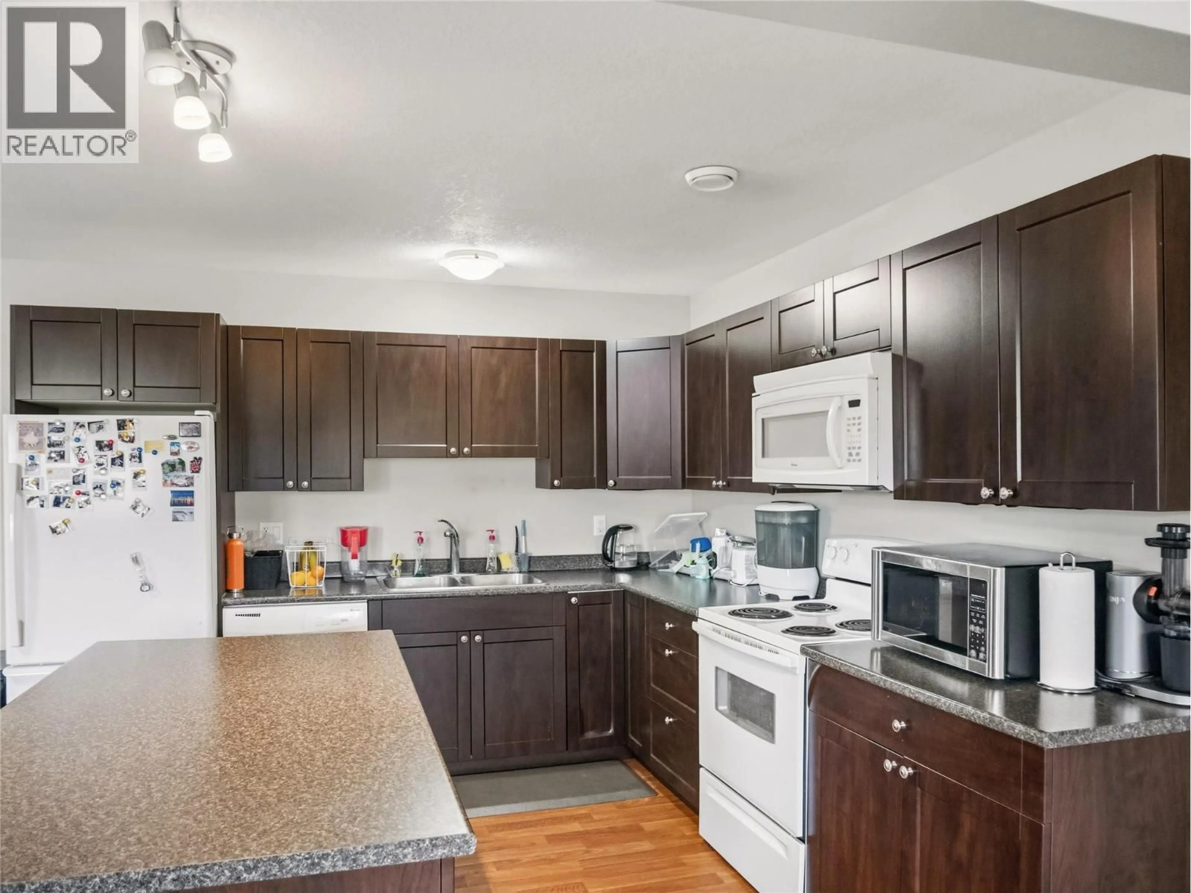 Standard kitchen, unknown for 8206 18 STREET, Dawson Creek British Columbia V1G0G4