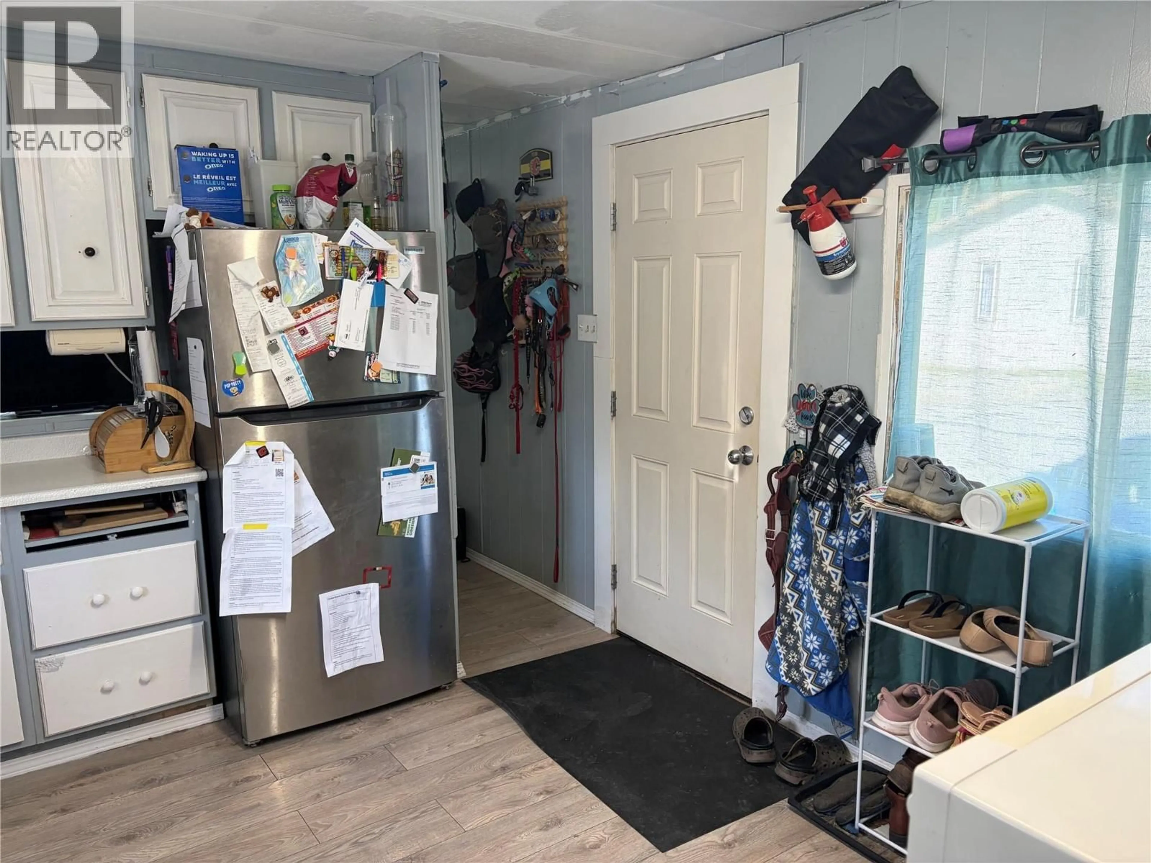 Indoor entryway for 15 - 6210 LOWER ELK VALLEY ROAD, Sparwood British Columbia V0B2G3