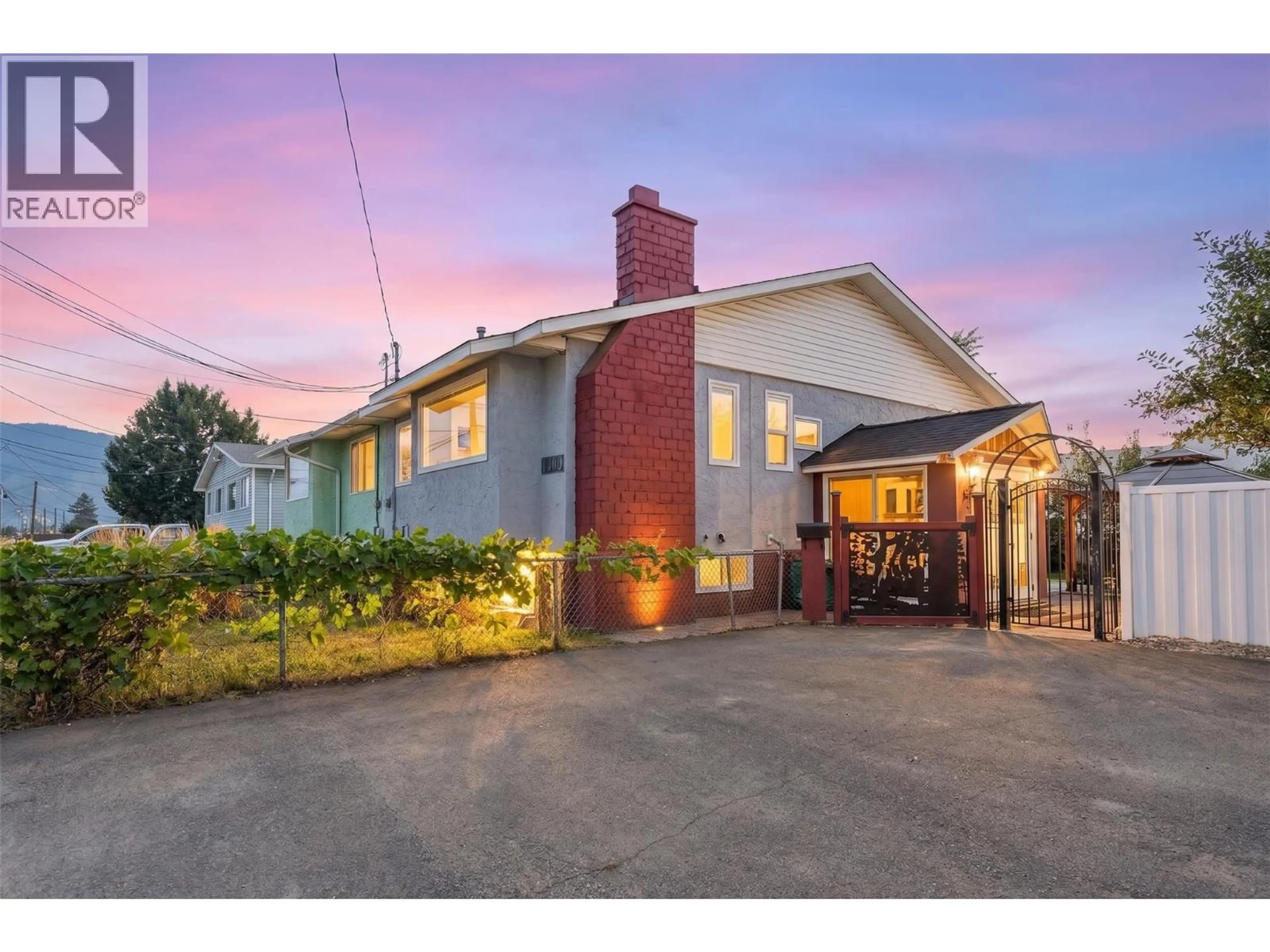 Unknown for 1090 WINDBREAK STREET, Kamloops British Columbia V2B5P9