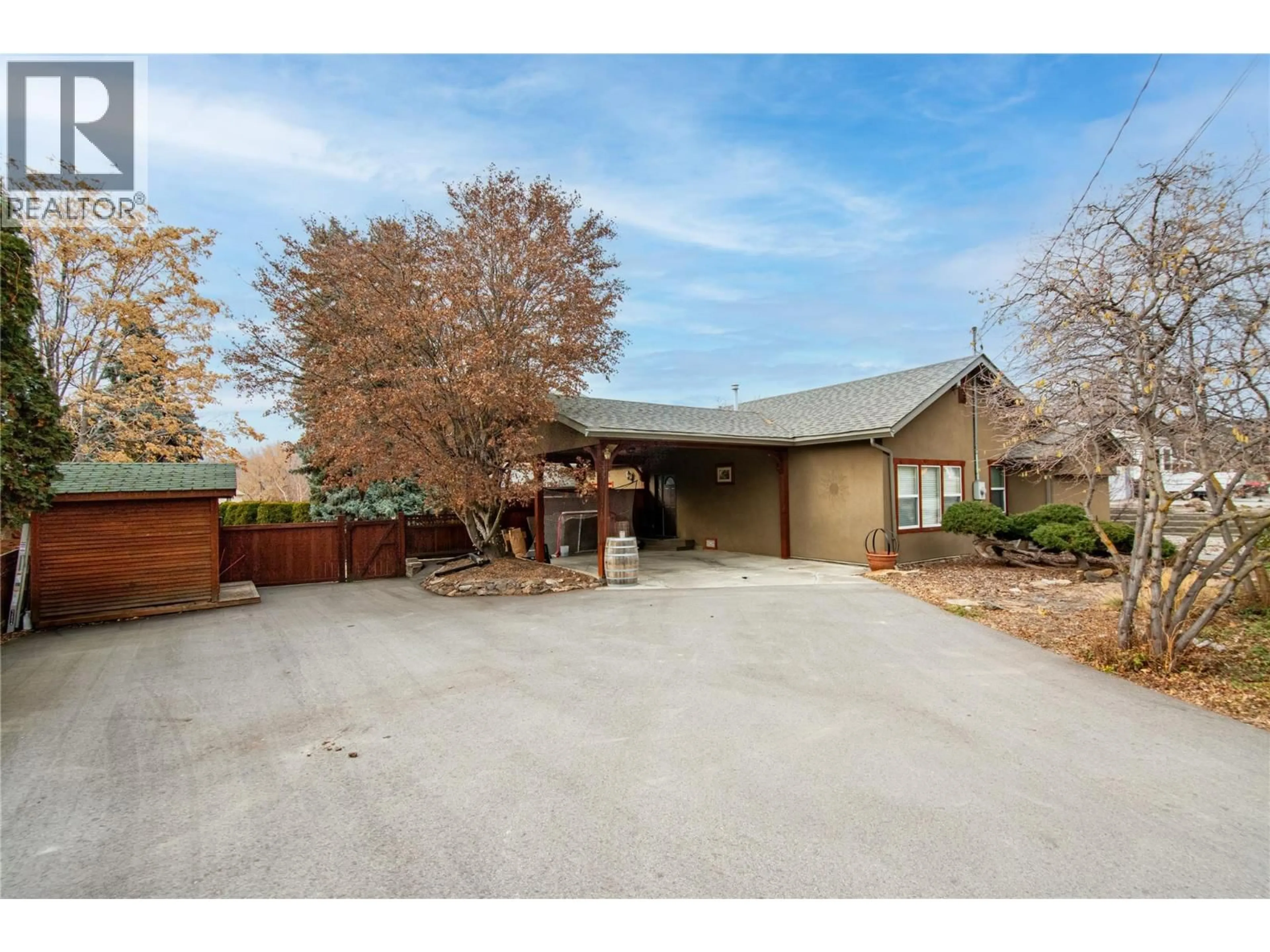 Unknown for 335 MIDDLE BENCH ROAD, Penticton British Columbia V2A8S8