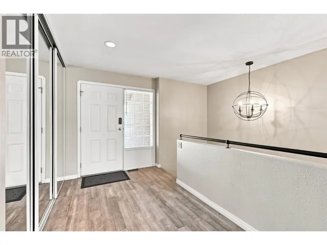 305 - 15 HUDSONS BAY TRAIL, Kamloops 3