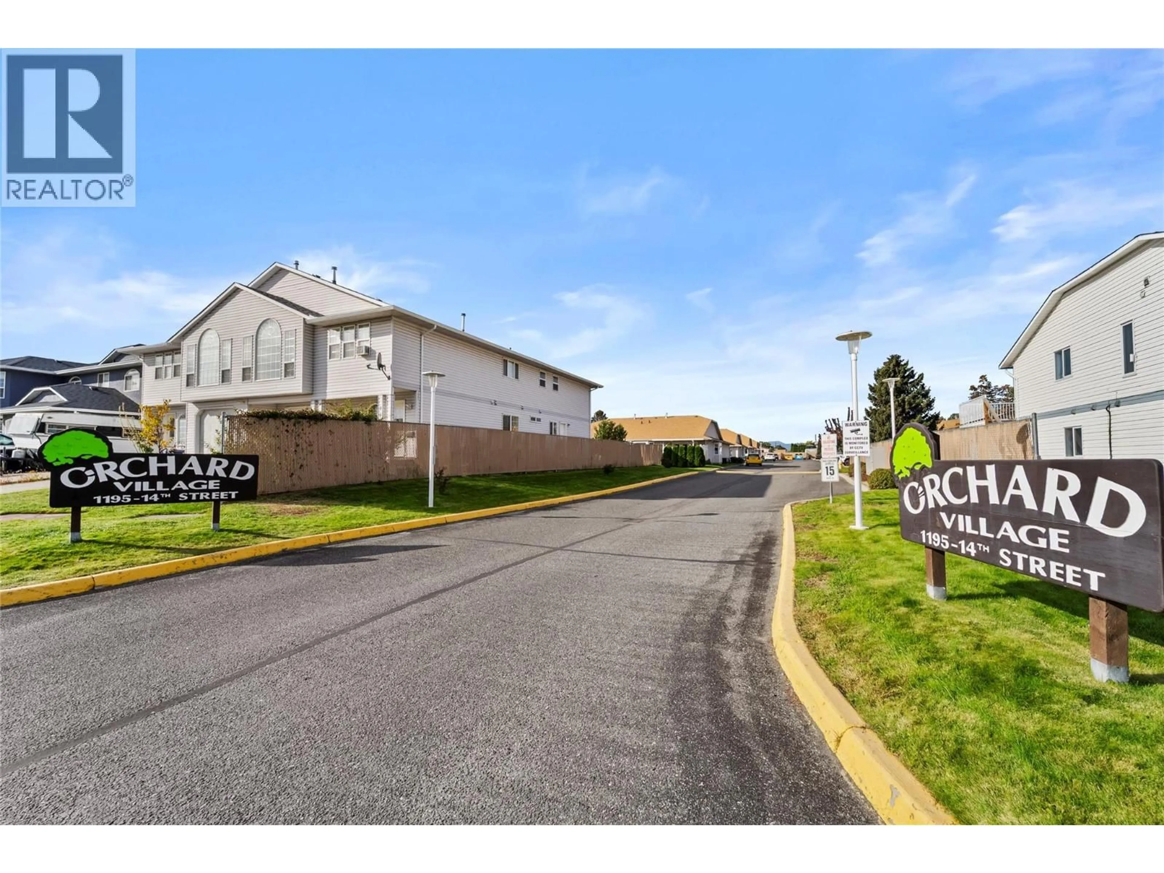 Unknown for 33 - 1195 14TH STREET, Kamloops British Columbia V2B8L1