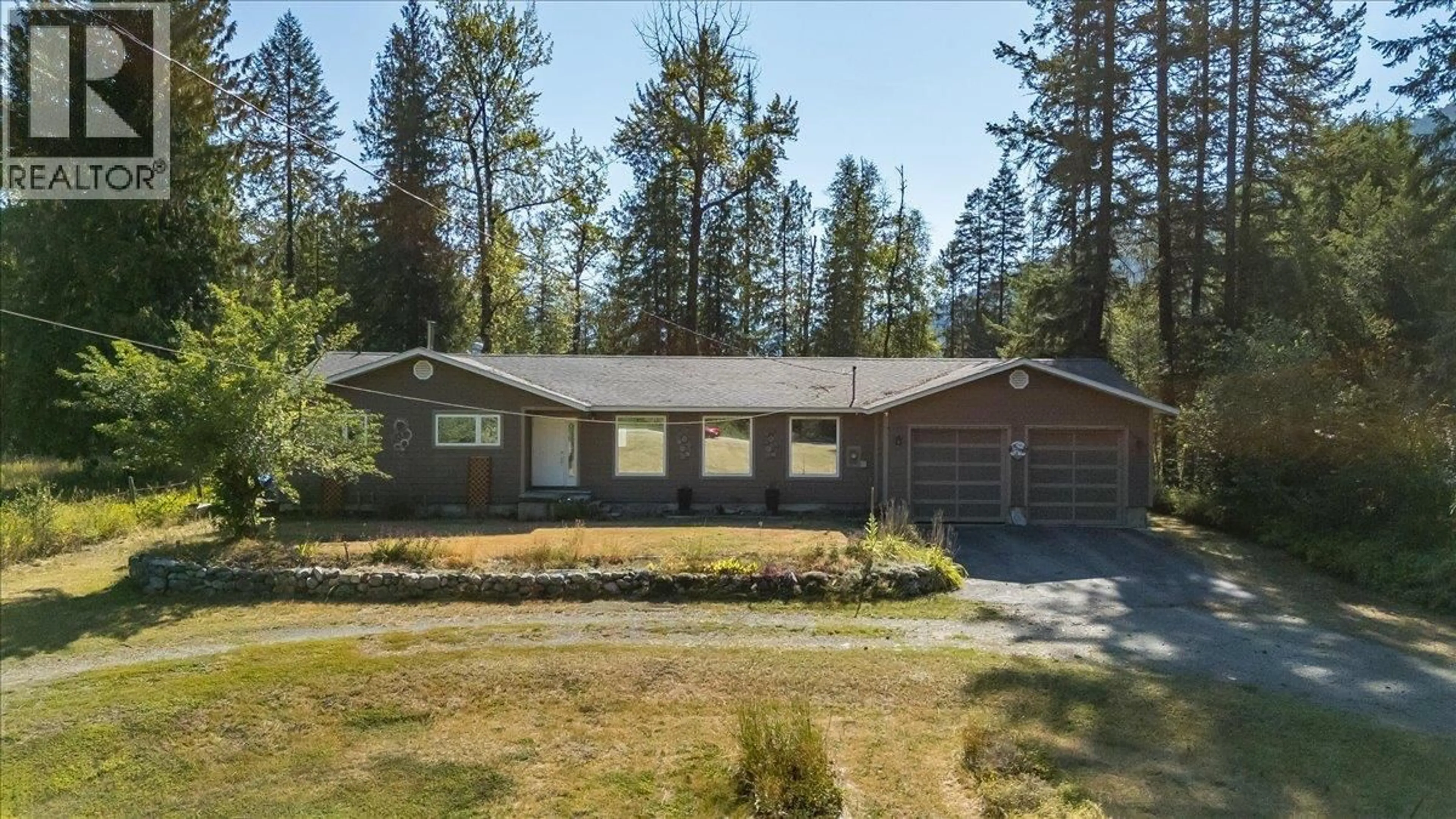 A pic from outside/outdoor area/front of a property/back of a property/a pic from drone, unknown for 317 ROSE ROAD, Salmo British Columbia V0G1Z0