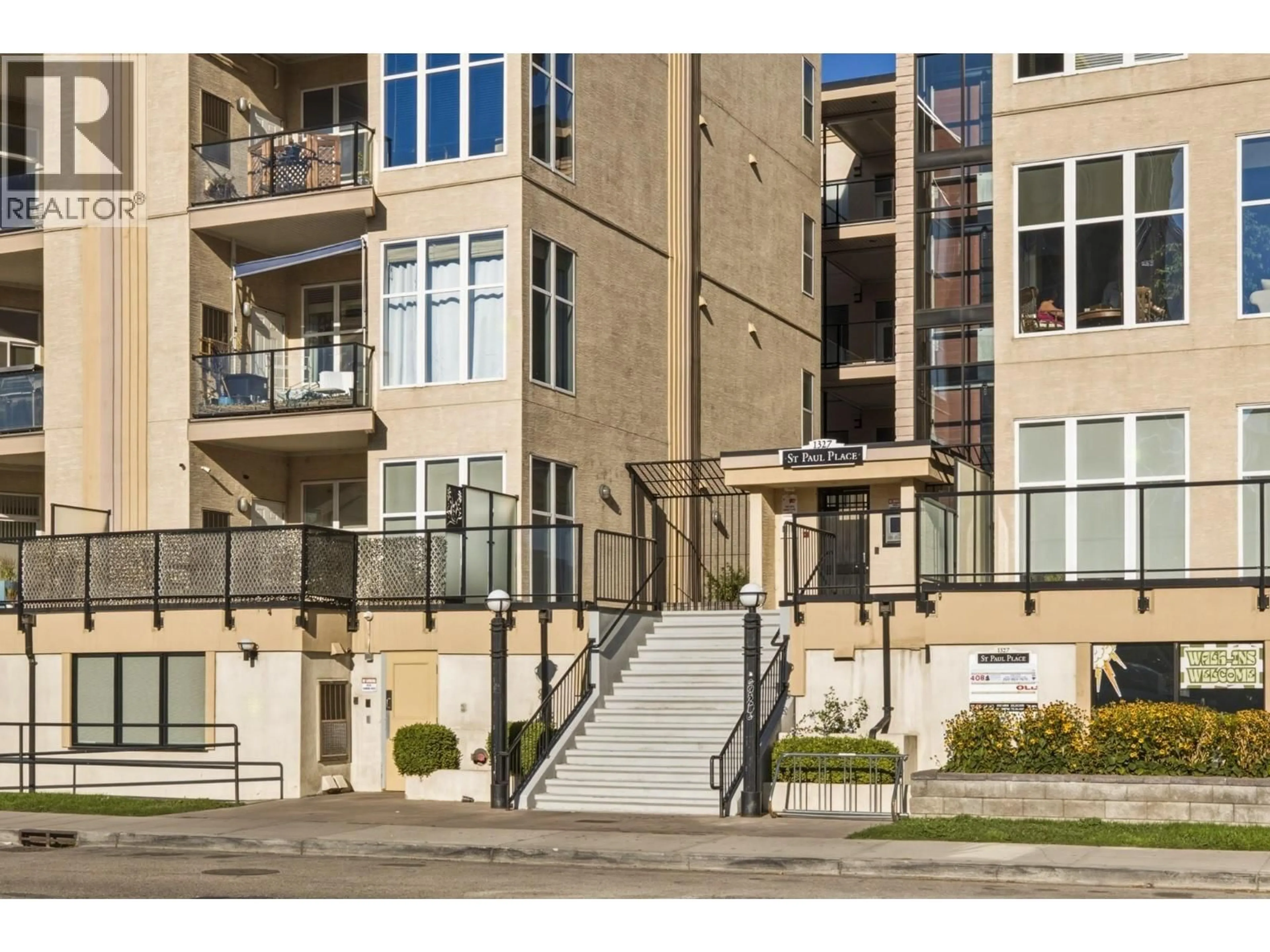 Unknown for 212 - 1327 ST PAUL STREET, Kelowna British Columbia V1Y2E2