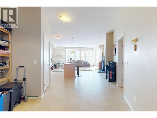 212 - 1327 ST PAUL STREET, Kelowna 4