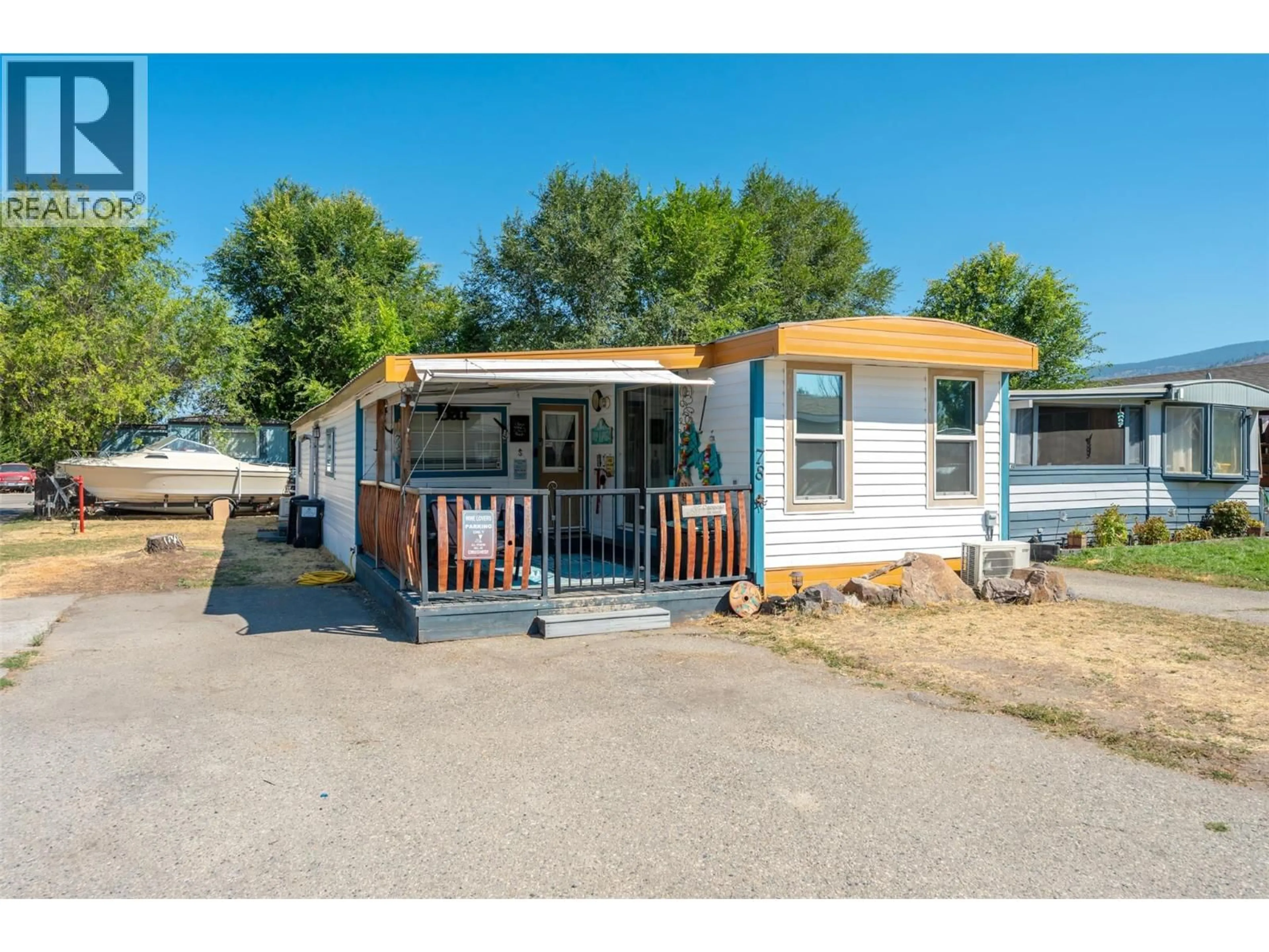 Home with vinyl exterior material, street for 78 - 3999 SKAHA LAKE ROAD, Penticton British Columbia V2A6J7