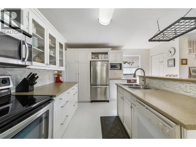 987 GARLAND STREET, Kelowna 5