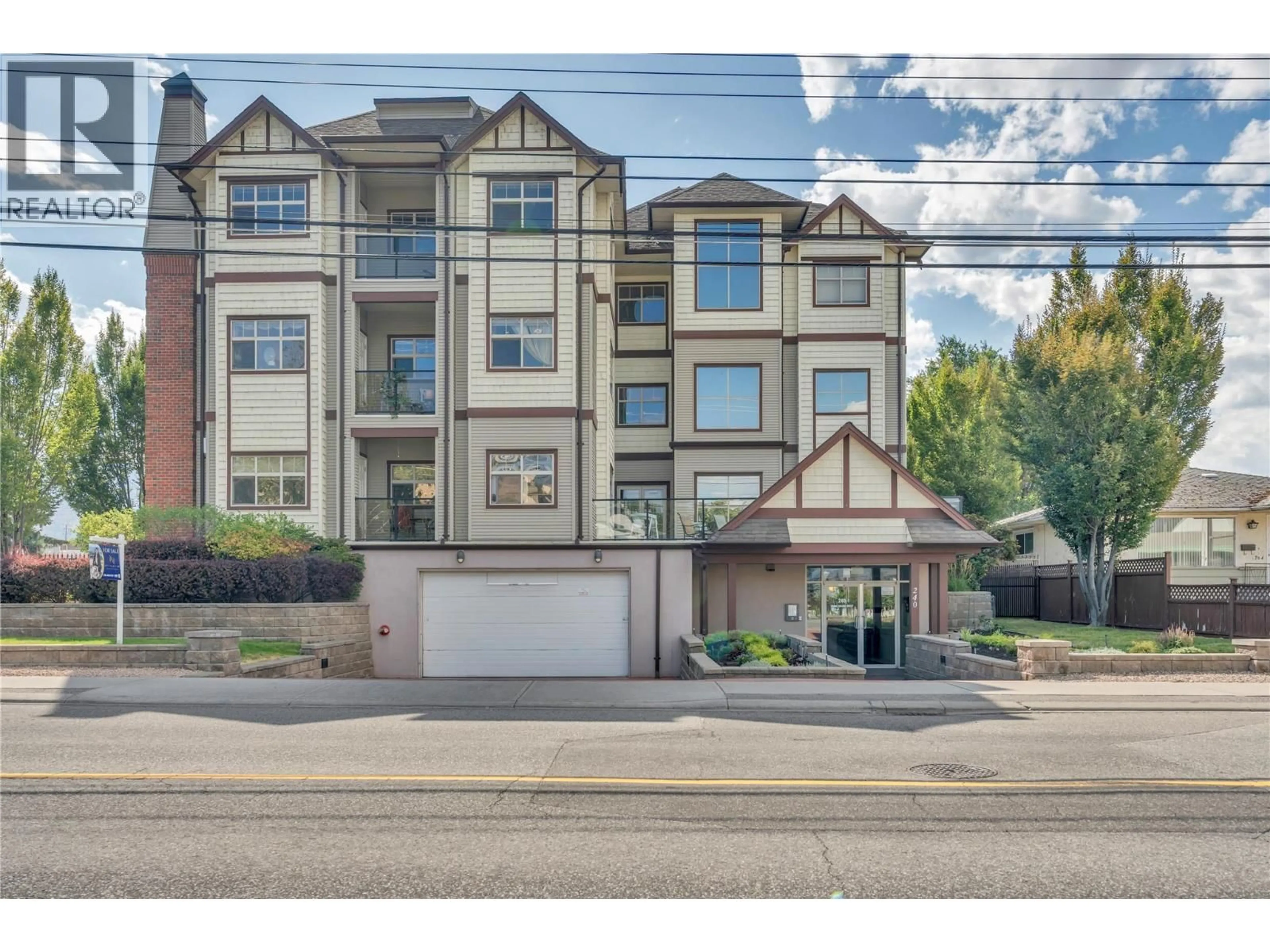 Unknown for 401 - 240 WADE AVENUE, Penticton British Columbia V2A1T8