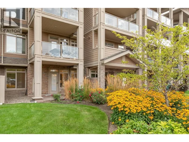 102 - 3533 CARRINGTON ROAD, West Kelowna