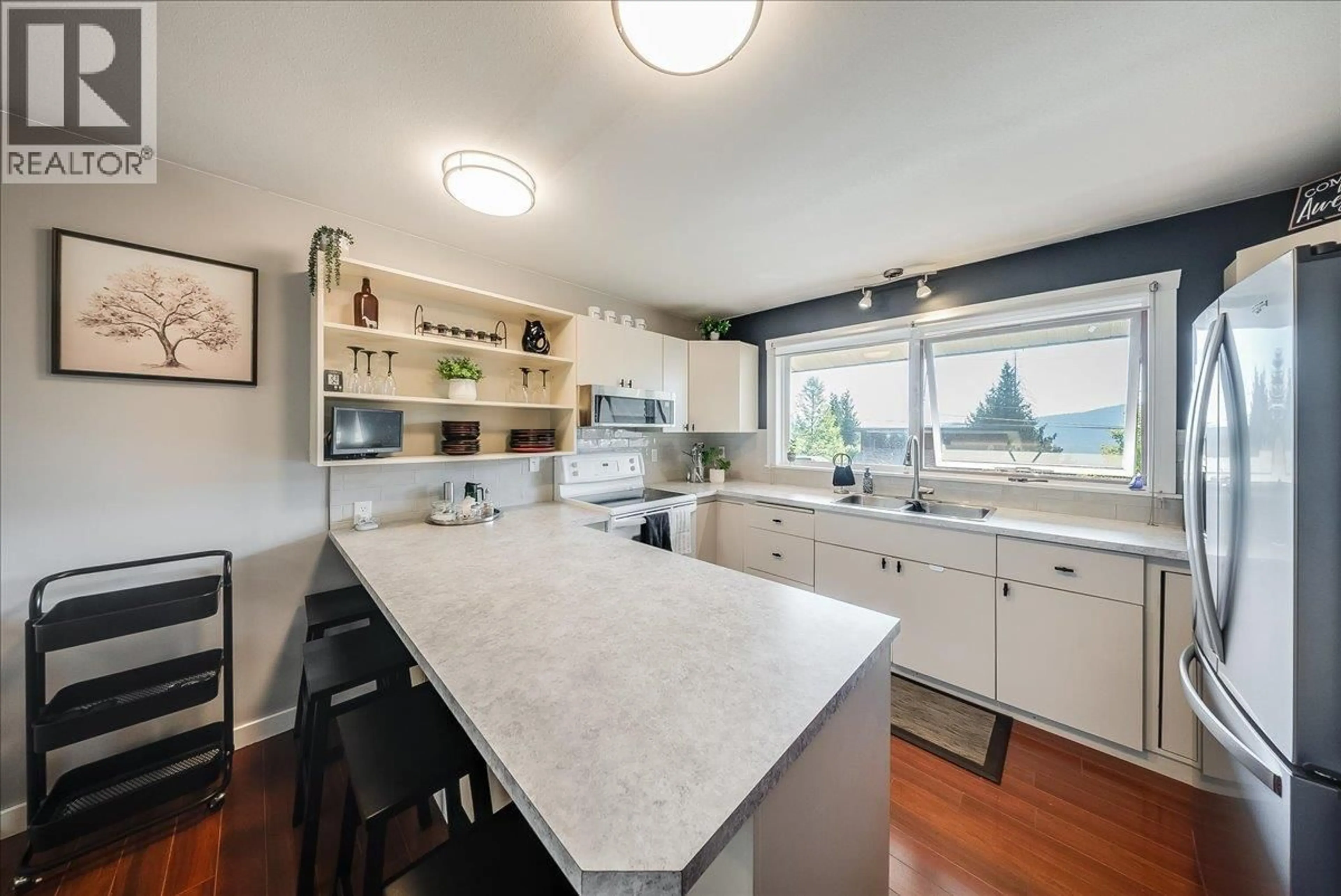 Open concept kitchen, unknown for 2725 CHARLSTON STREET, Rossland British Columbia V0G1Y0