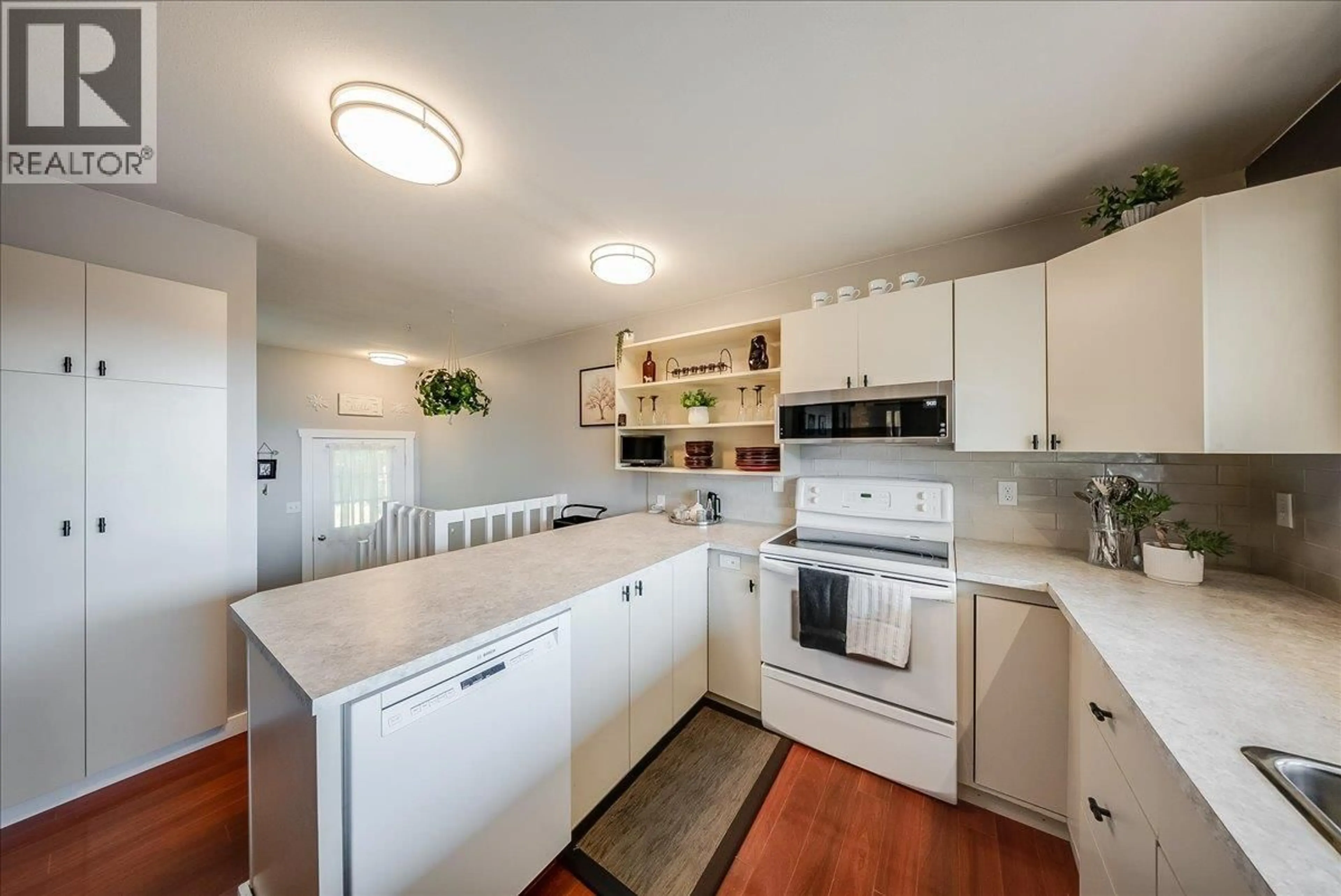 Unknown for 2725 CHARLSTON STREET, Rossland British Columbia V0G1Y0