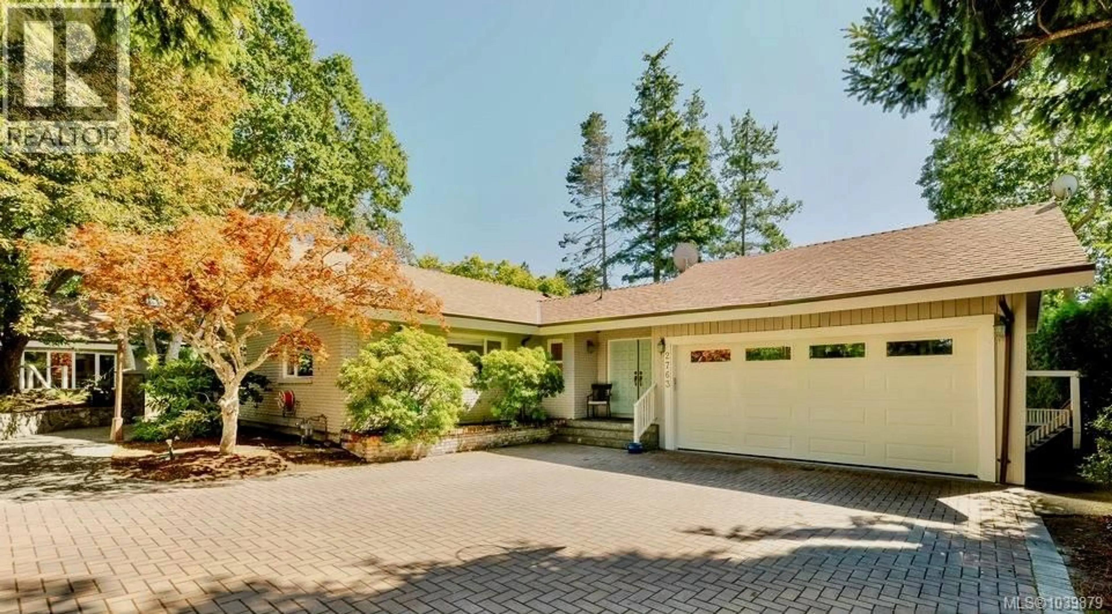 Unknown for 2763 ARBUTUS ROAD, Saanich British Columbia V8N5X8