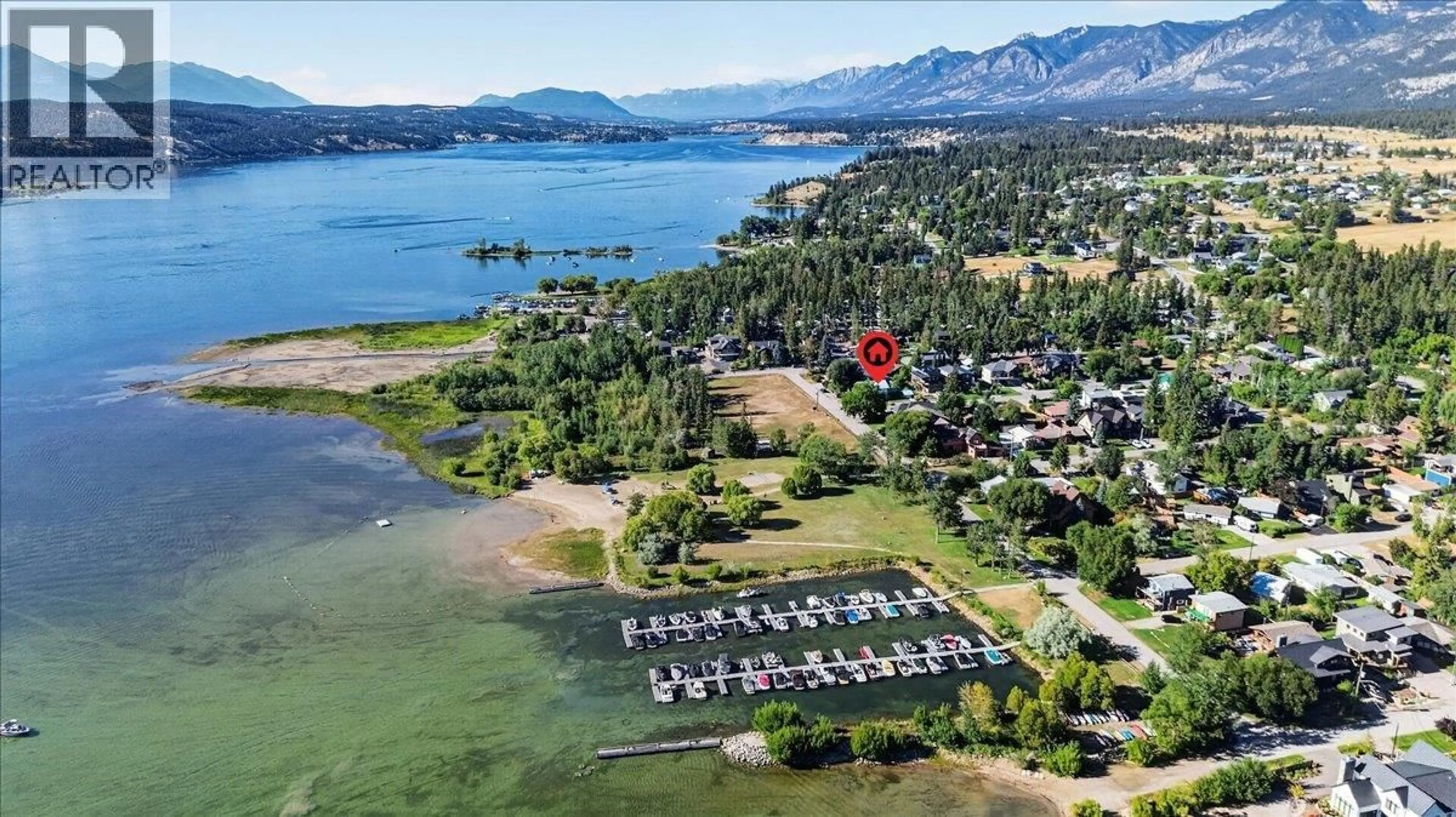A pic from outside/outdoor area/front of a property/back of a property/a pic from drone, water/lake/river/ocean view for 1808 TRETHEWAY ROAD, Windermere British Columbia V0B2L2
