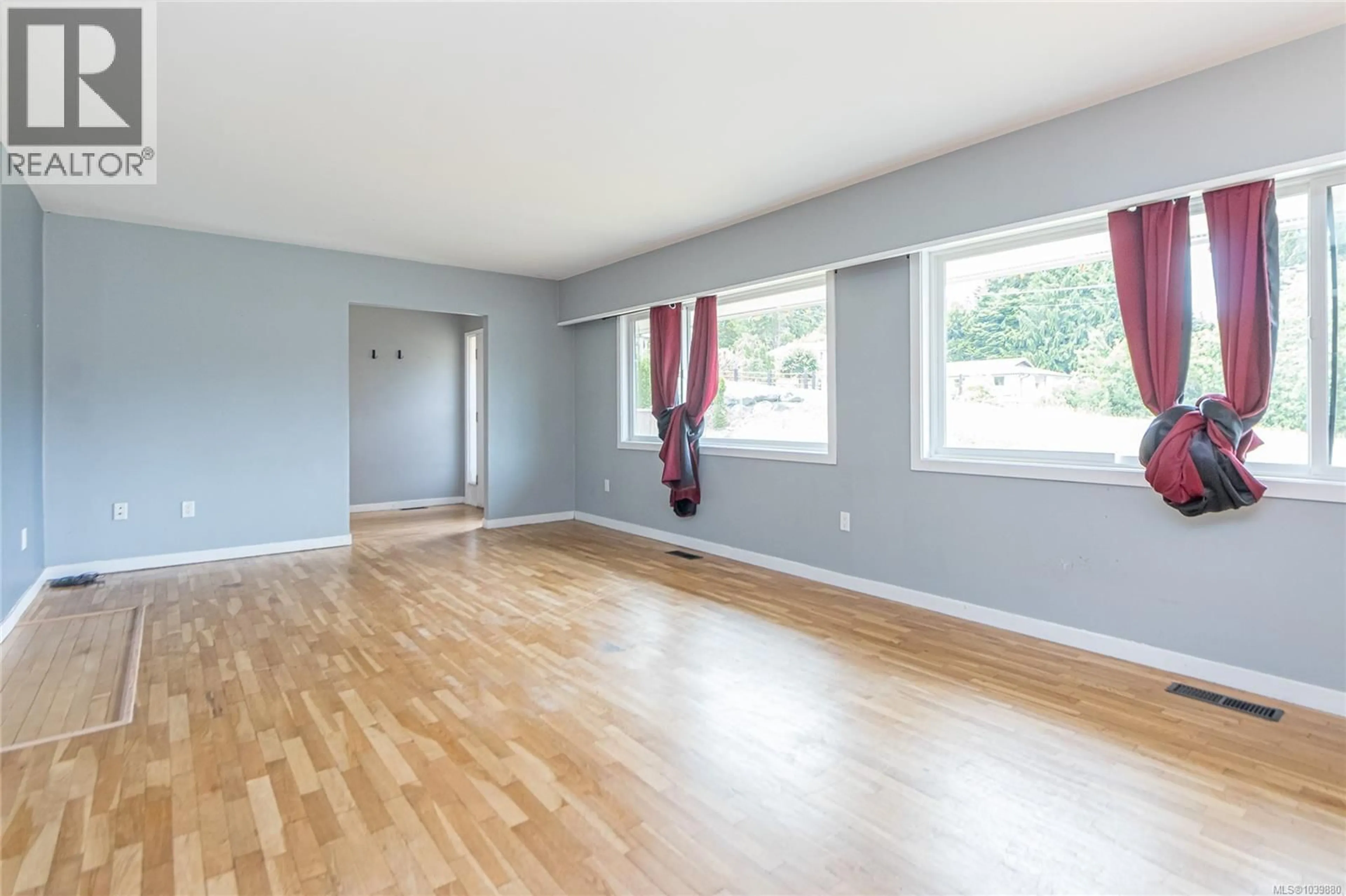 A pic of a room for 862 BARCLAY CRESCENT, French Creek British Columbia V9P1Z3