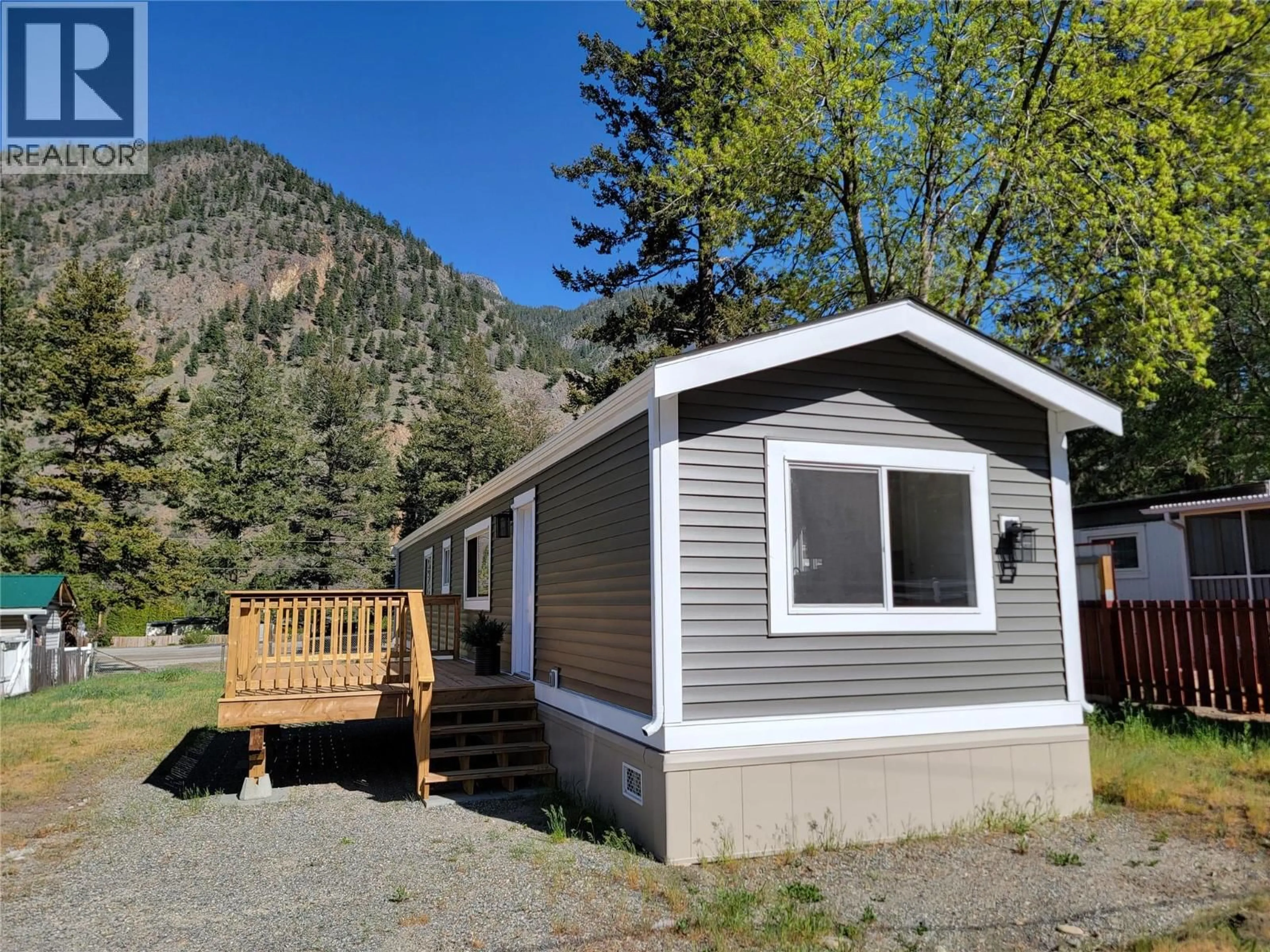 Home with vinyl exterior material, mountain view for 3 - 1514 HIGHWAY 3A OTHER, Keremeos British Columbia V0X1N6