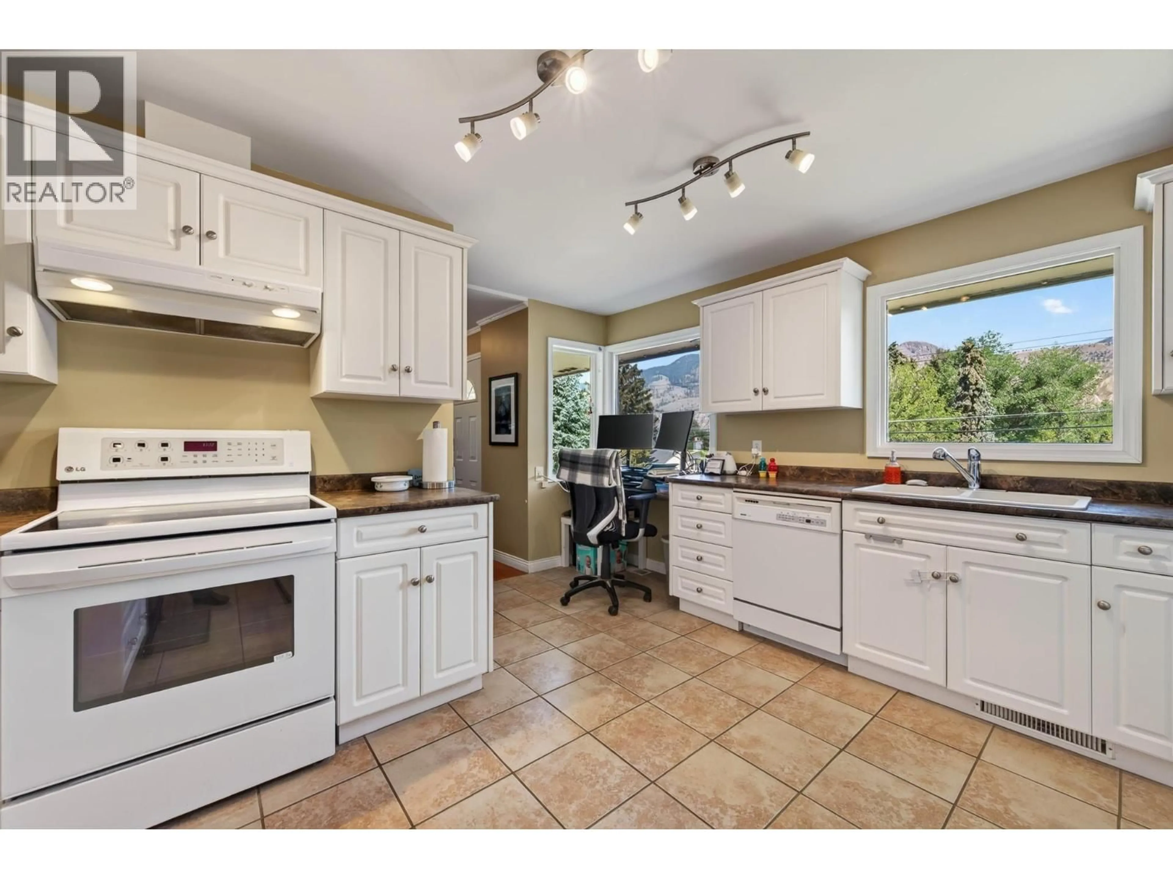Open concept kitchen, ceramic/tile floor for 5855 DALLAS DRIVE, Kamloops British Columbia V2C4X3