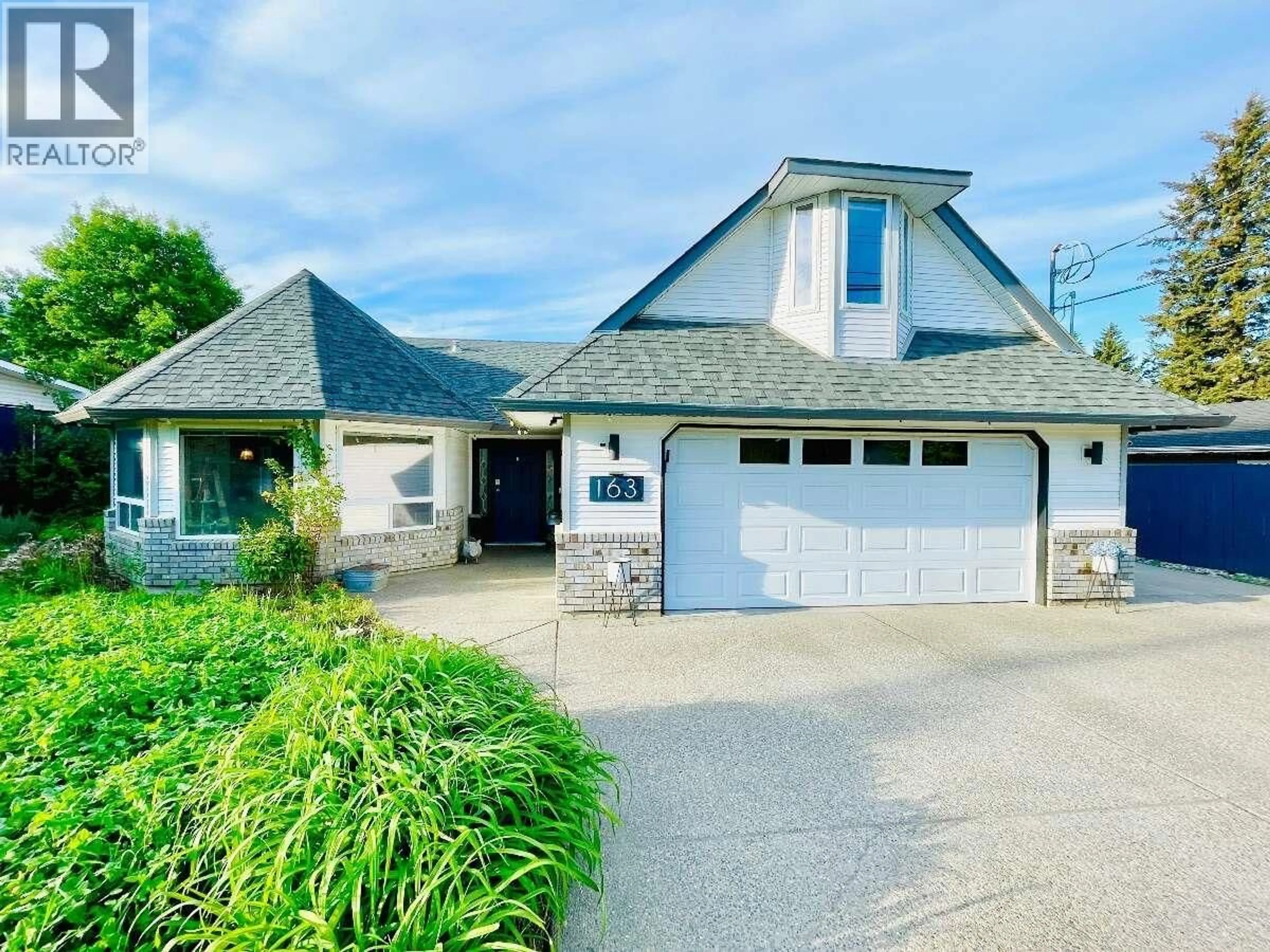 Home with vinyl exterior material, street for 163 PUETT RANCH ROAD, Kamloops British Columbia V2H1M9