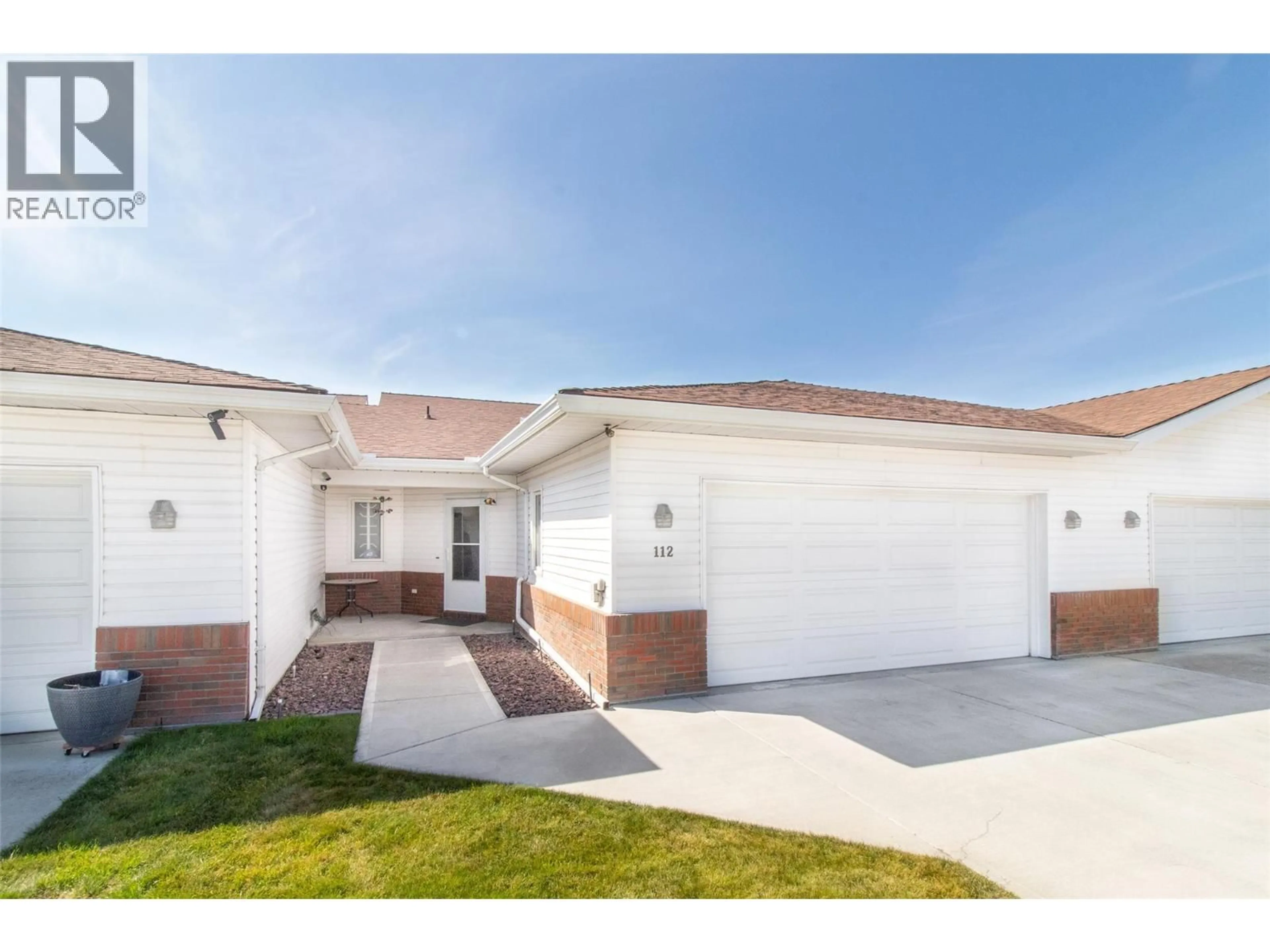 Unknown for 112 - 1885 PARKVIEW CRESCENT, Kelowna British Columbia V1X7E2
