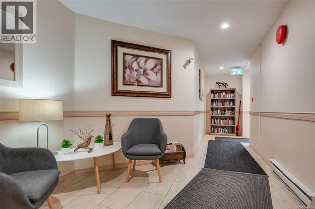 301B - 3000 OAK STREET, Chemainus 5