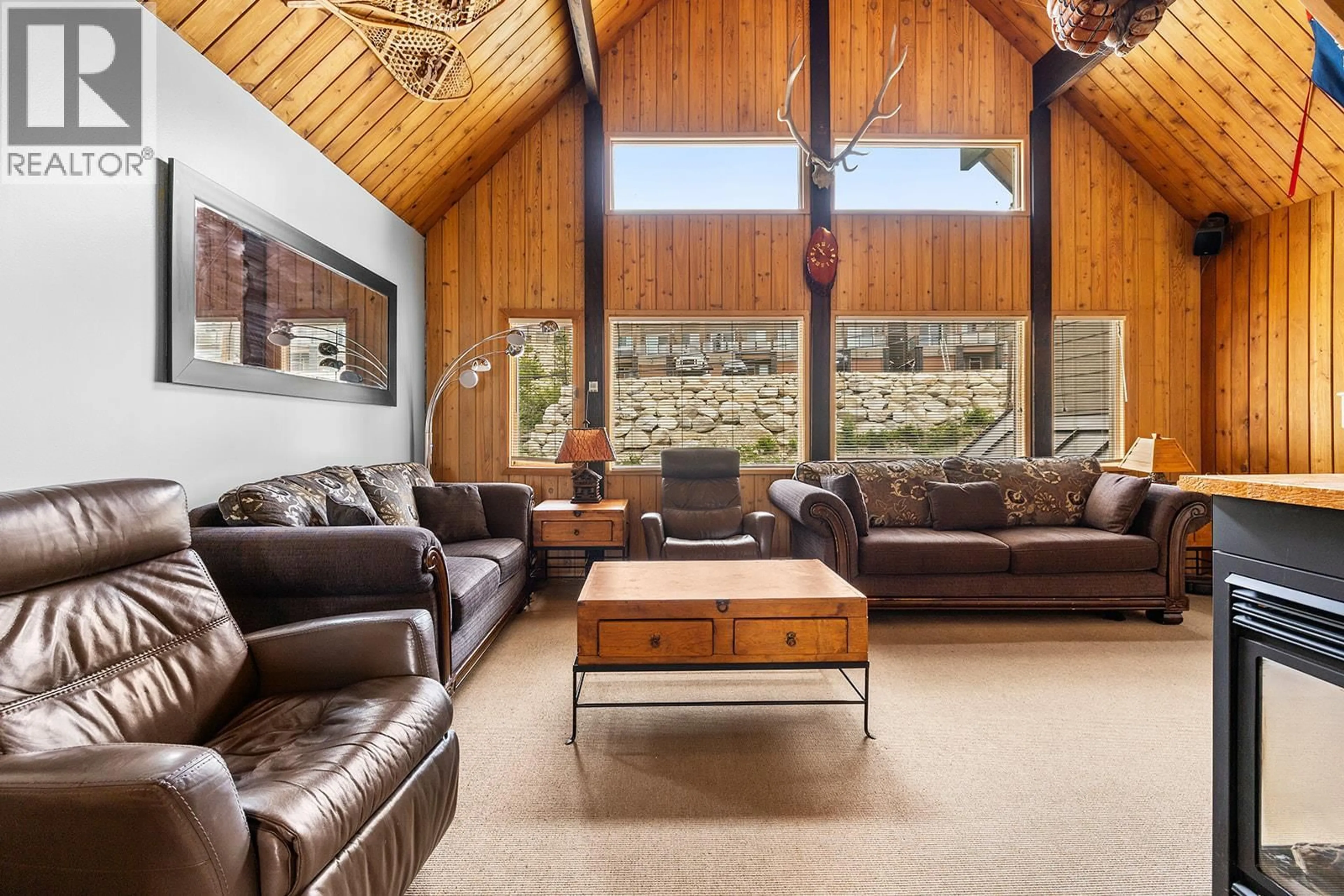 Living room with furniture, unknown for 1 and 2 - 7485 PORCUPINE ROAD, Big White British Columbia V1P1P3