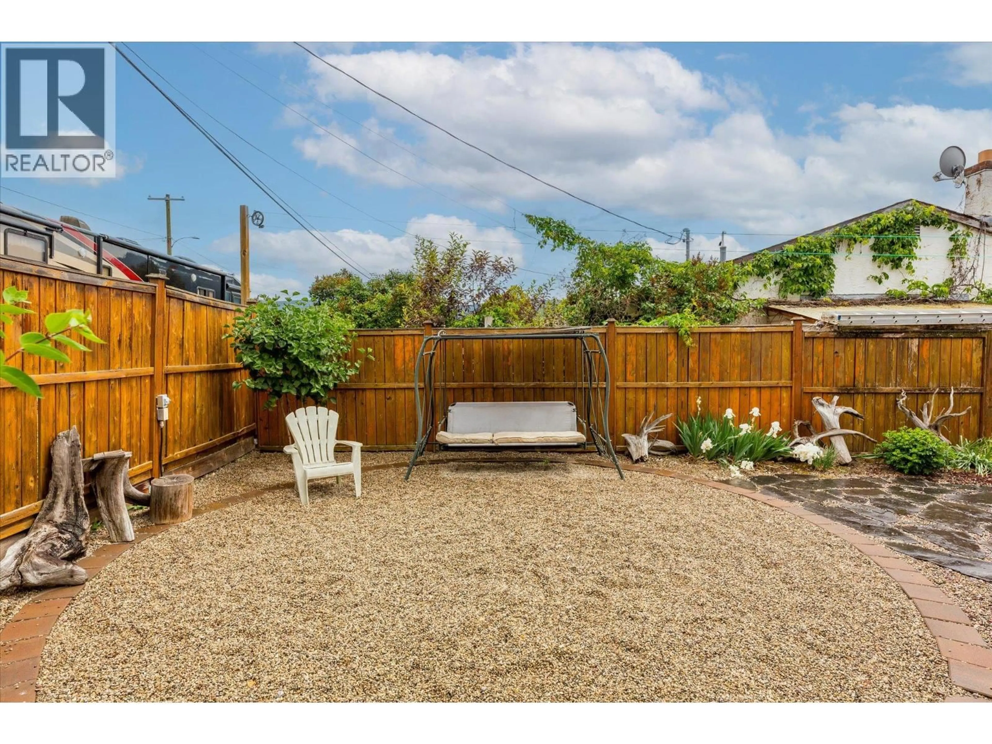 Patio, street for 1460 LUND ROAD, Kelowna British Columbia V1X4K4