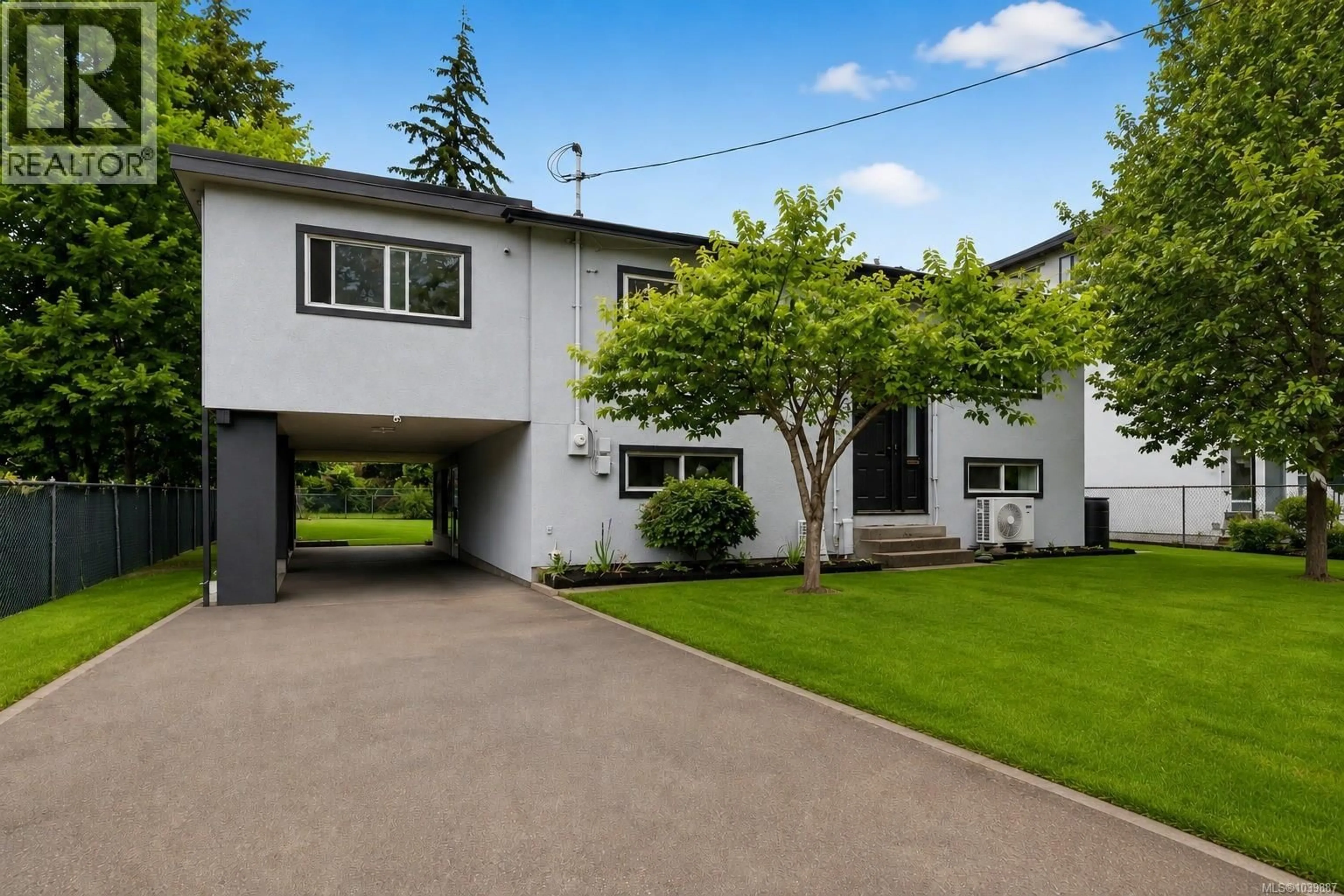 Unknown for 2728 STRATHMORE ROAD, Langford British Columbia V9B3X2