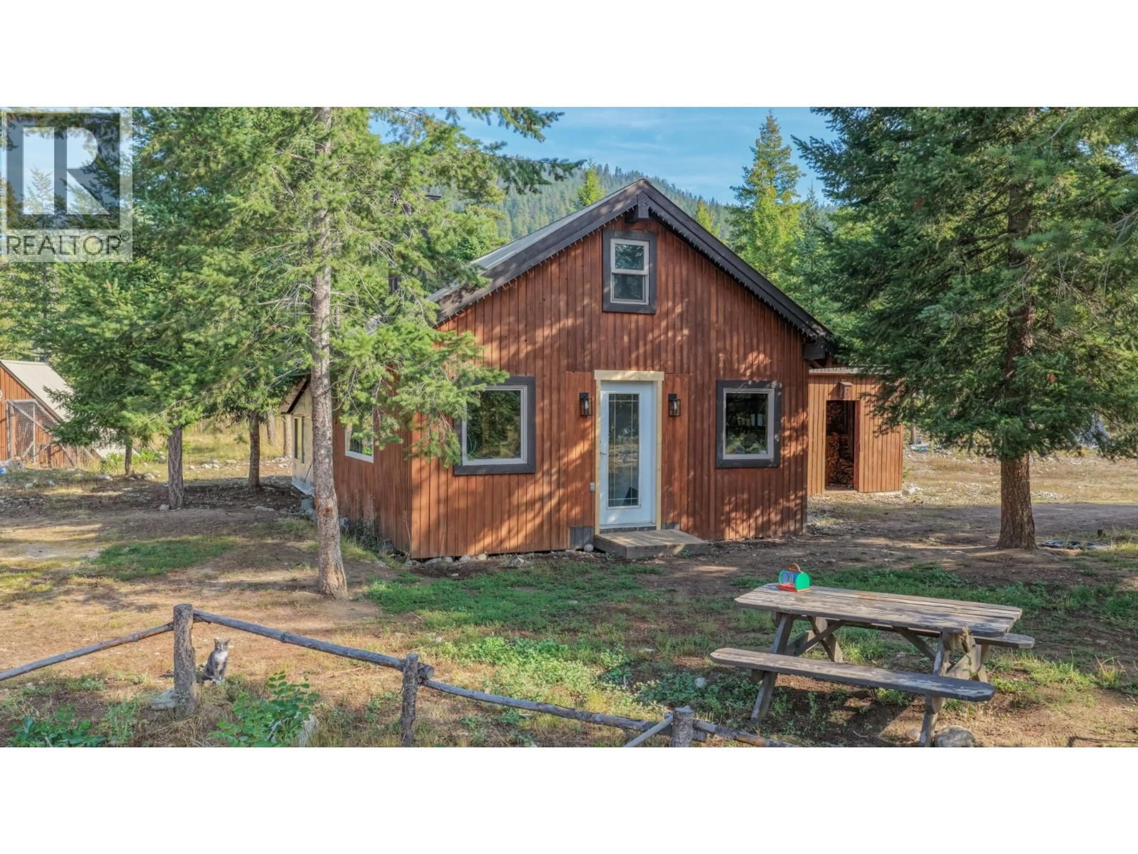 Unknown for 180 SELKIRK VIEW ROAD, Edgewood British Columbia V0G1J0
